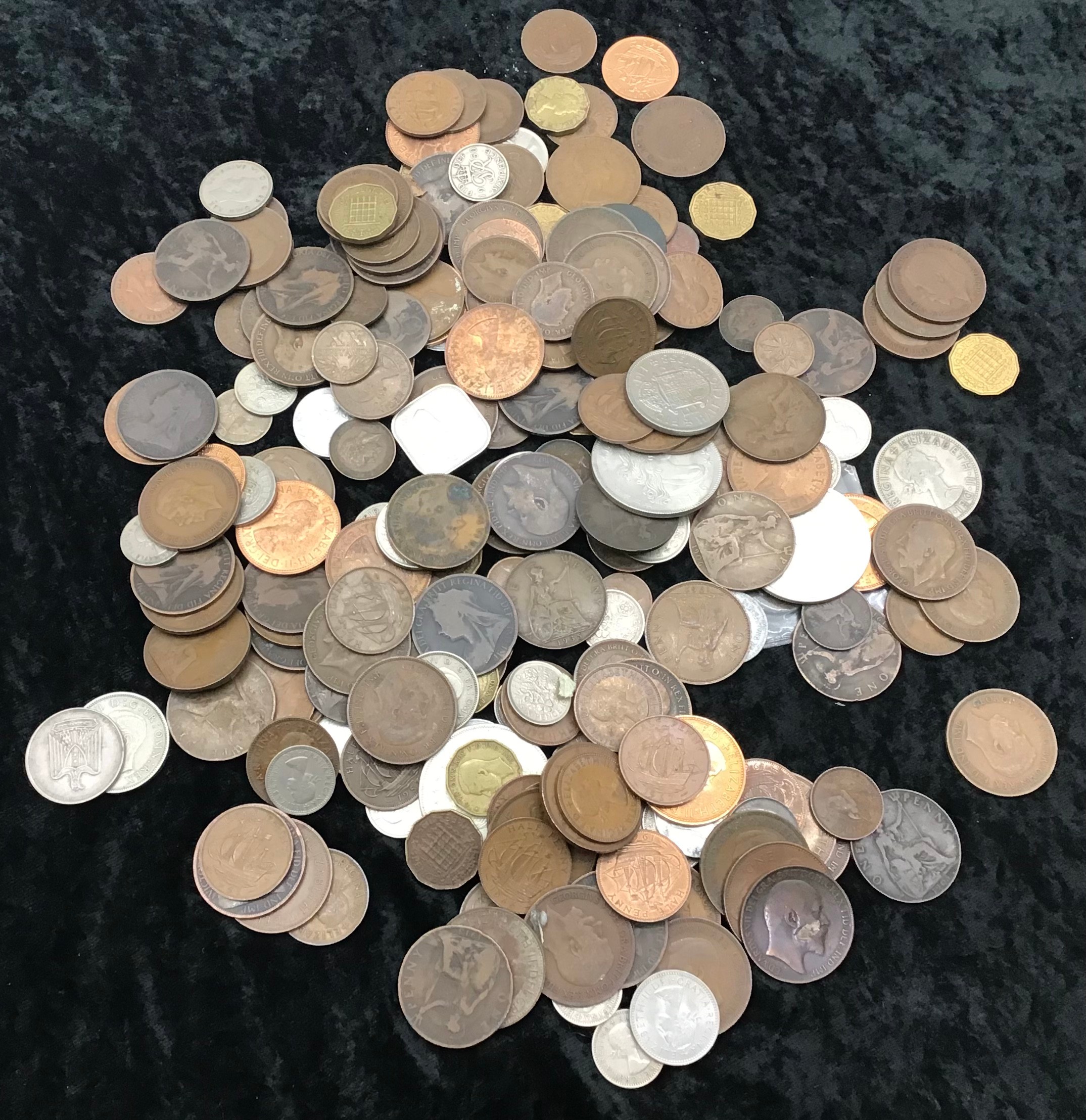 Collection of various coins. - Image 3 of 3