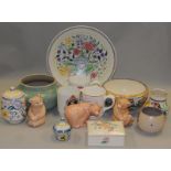 Poole Pottery quantity to include traditional pieces & three bears (14)