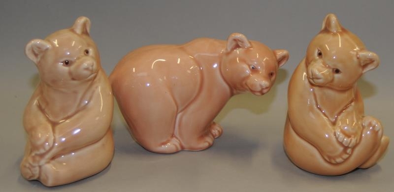 Poole Pottery quantity to include traditional pieces & three bears (14) - Image 3 of 4