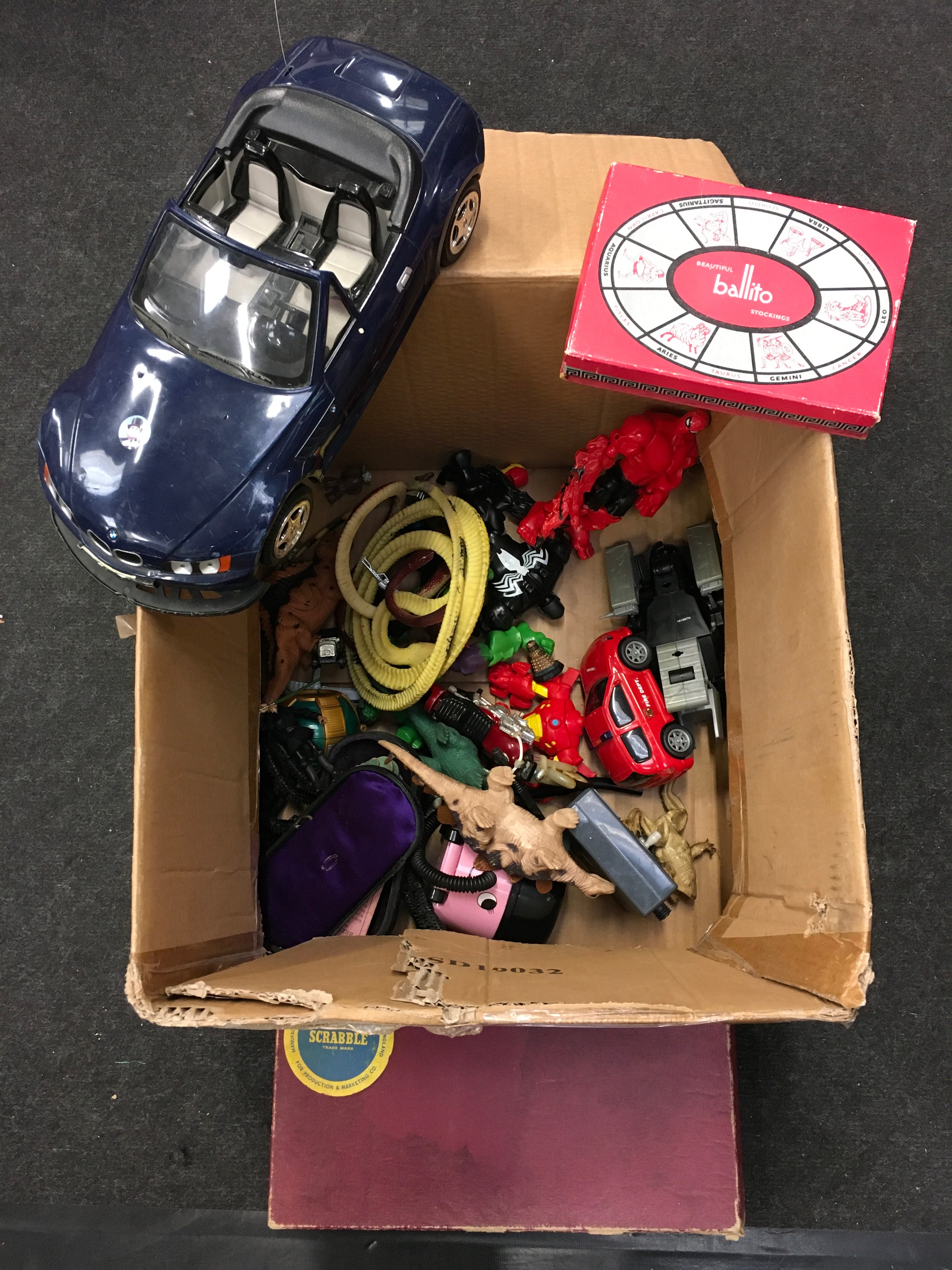Box of toys, linen Girl Guides items etc.