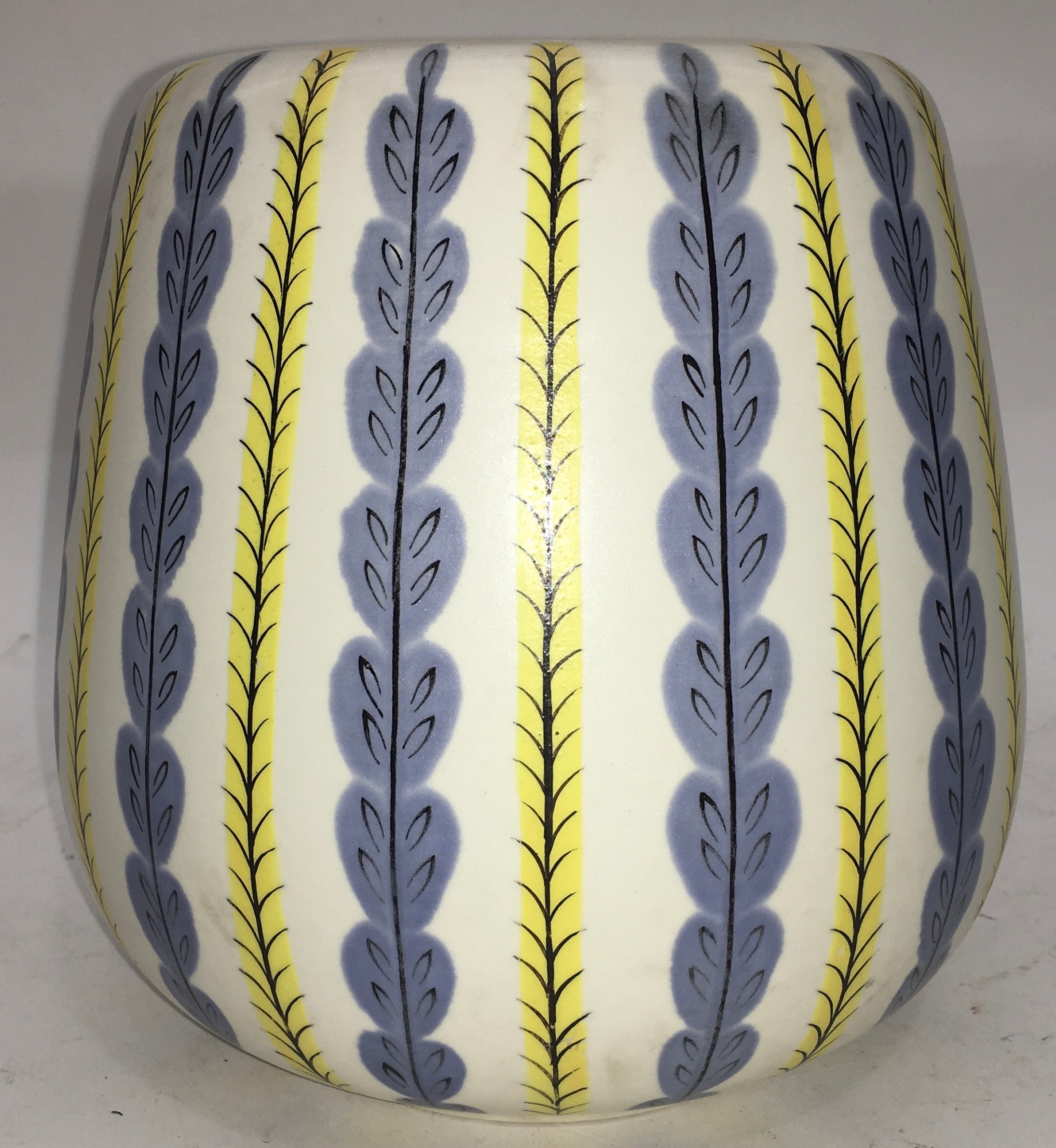Poole Pottery Freeform shape 687 YCS pattern vase by Sylvia Davis 6.8" high x 6.3" wide, fully