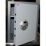 Secure Line digital safe 65x45x40cm we do have the combination to allow a reset