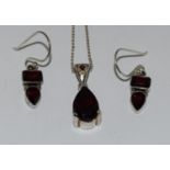 Garnet 925 silver teardrop pendant and earrings. (TR12)