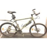 Giant XTC SX mountain bike 21 gears 23" wheel size 21" frame size (HP).