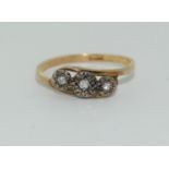 Vintage 18ct gold diamond trilogy ring size L 1/2. (M4)