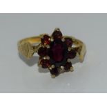 9ct gold ladies garnet cluster ring size R ref hp33