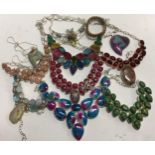 Silver plated jewellery with semi precious stones. (C2)