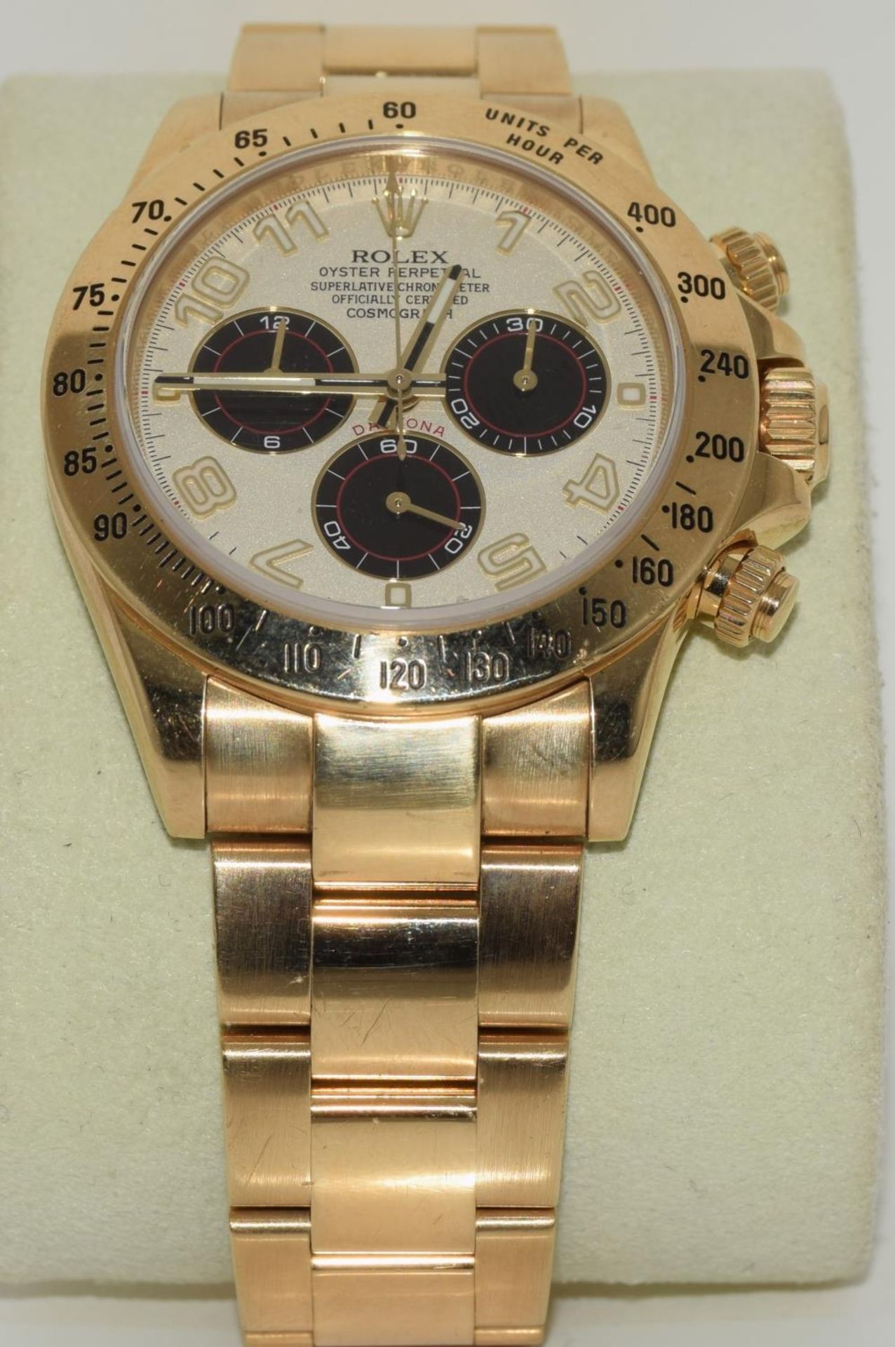 Rolex 2015 Daytona 18ct gold, model- 116528, box and papers (ref 14) - Image 8 of 9