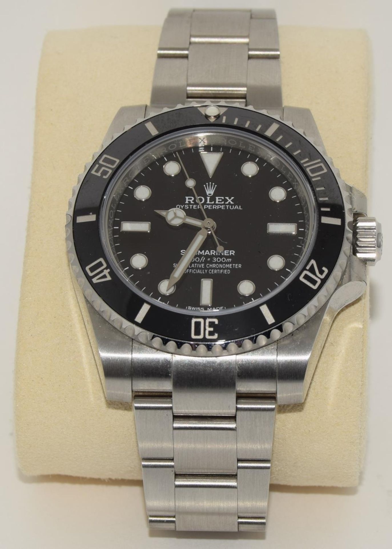 Rolex Submariner Non Date, model 114060, 2018, Boxed and papers. (ref 37) - Image 2 of 9