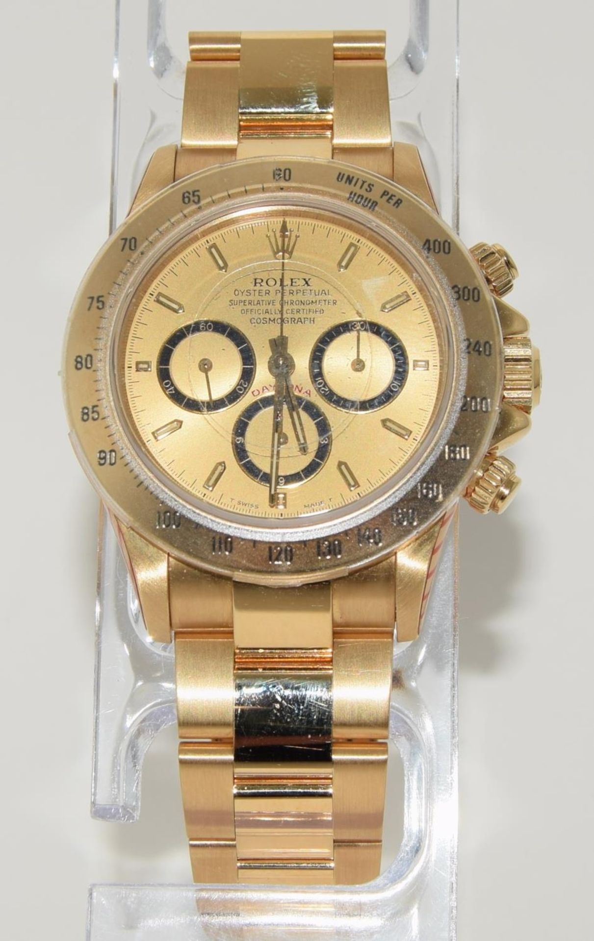 18ct gold Rolex Daytona model 16528, 1991, boxed and papers with service record. (ref 52) - Image 2 of 10