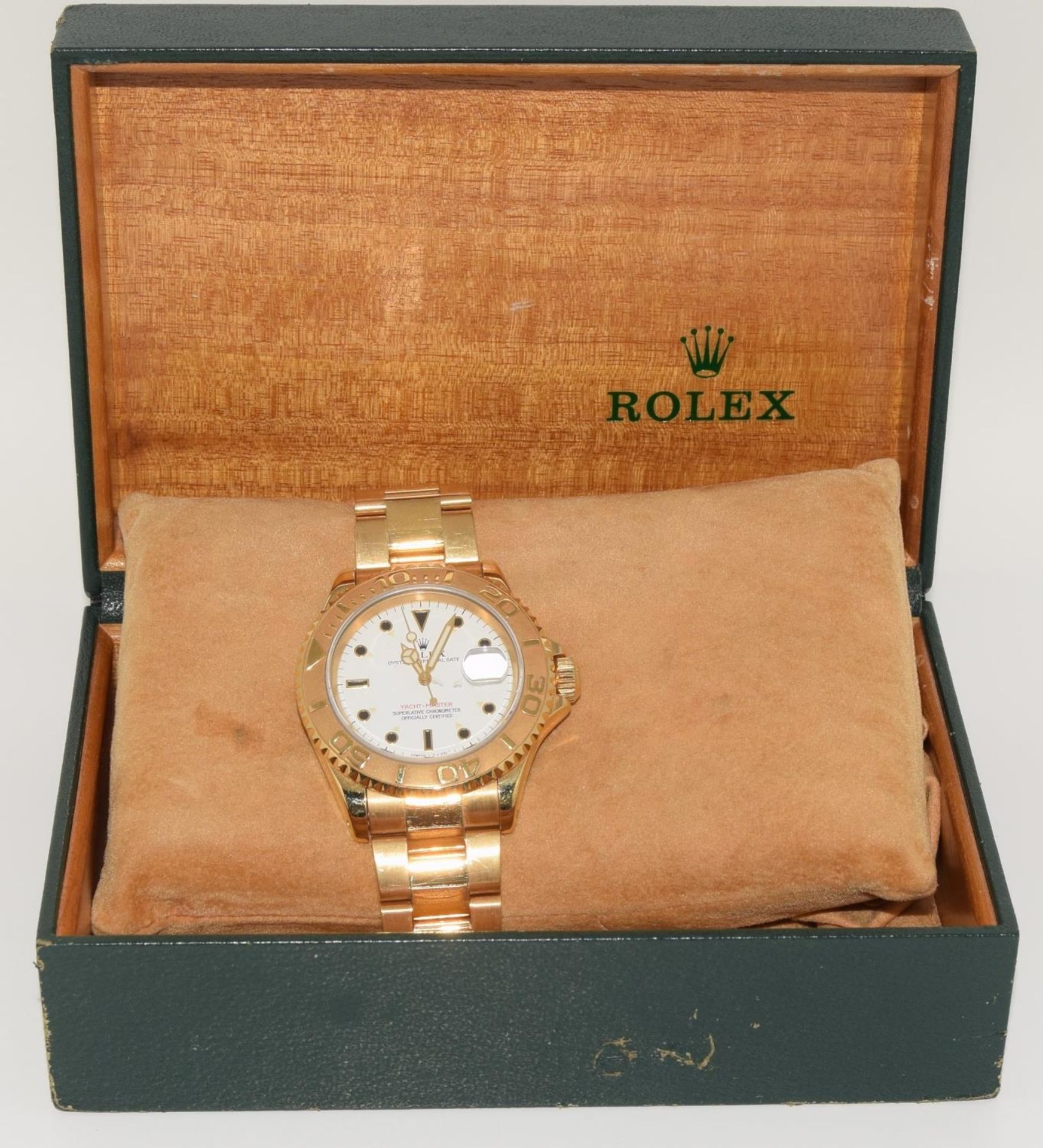 Rolex Yachtmaster 18ct gold, white dial, box, no papers. (ref 43) - Image 10 of 10