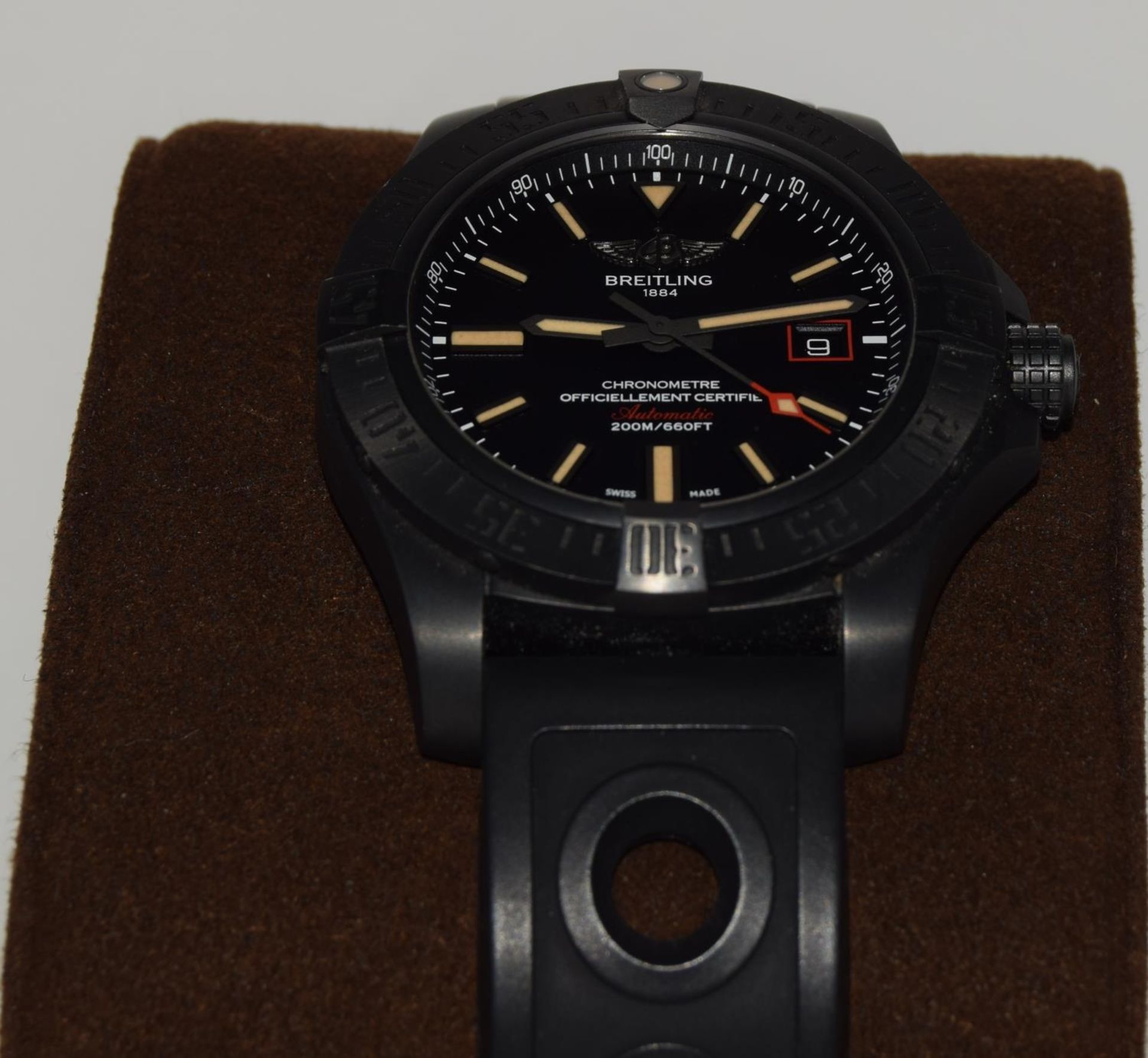 Breitling Avenger Blackbird, Mod V1731110, Box and papers. (ref 64) - Image 7 of 9