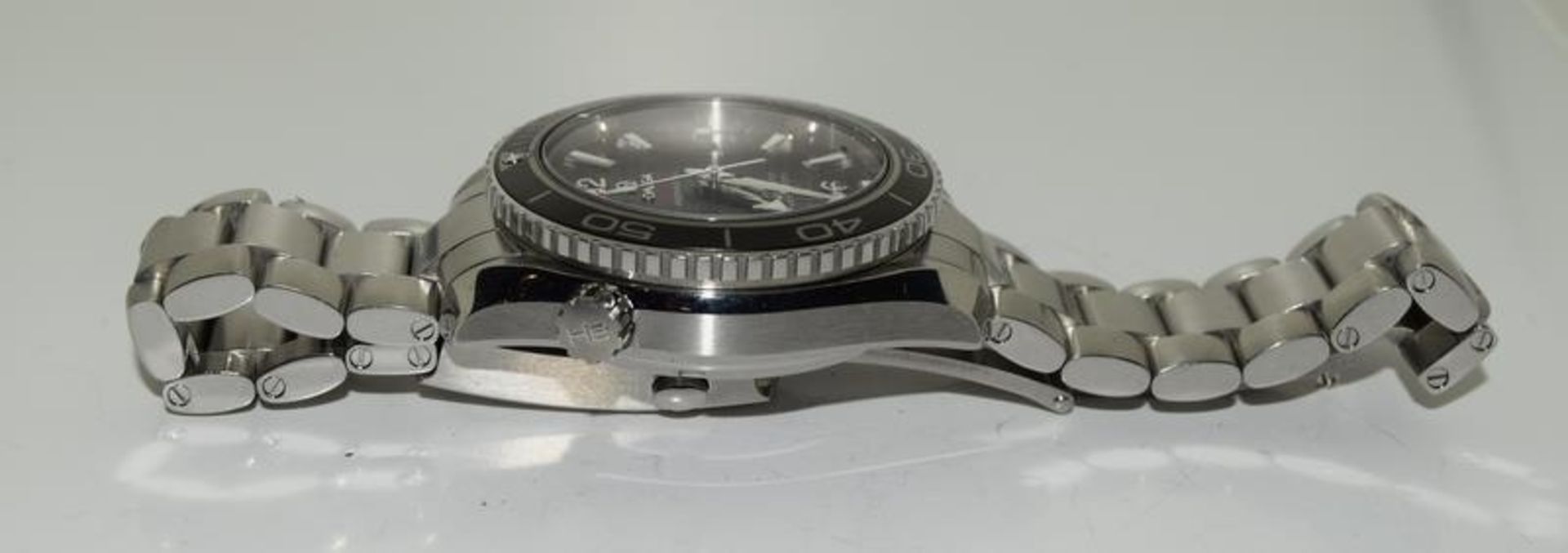 James Bond Skyfall Omega Planet Ocean Limited Edition 0778/5007 wrist watch, 42mm diameter, 2012 - Image 6 of 10