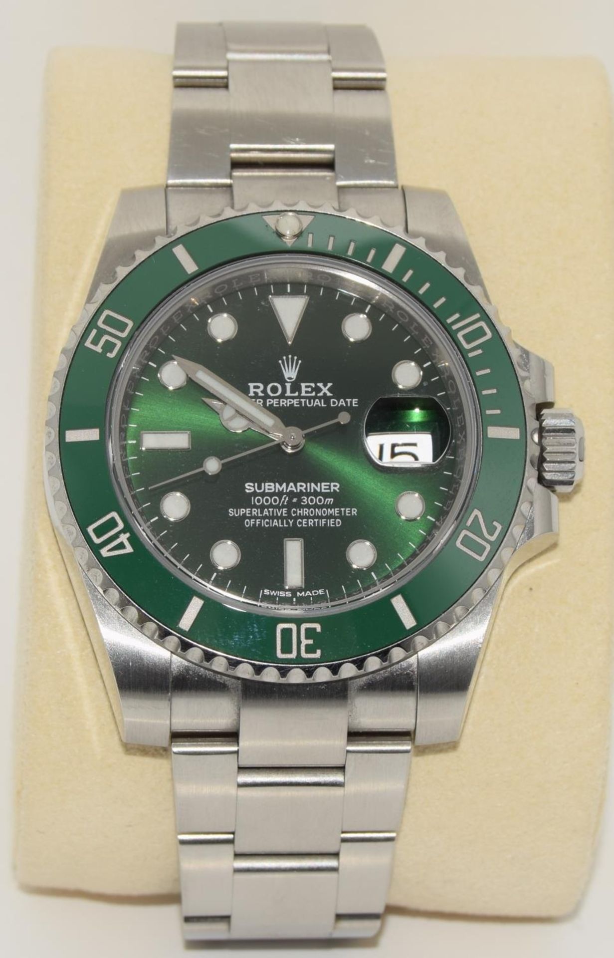 Rolex 2018 Submariner Hulk ref - 116610LV, Box and Papers. (ref 35) - Image 8 of 9