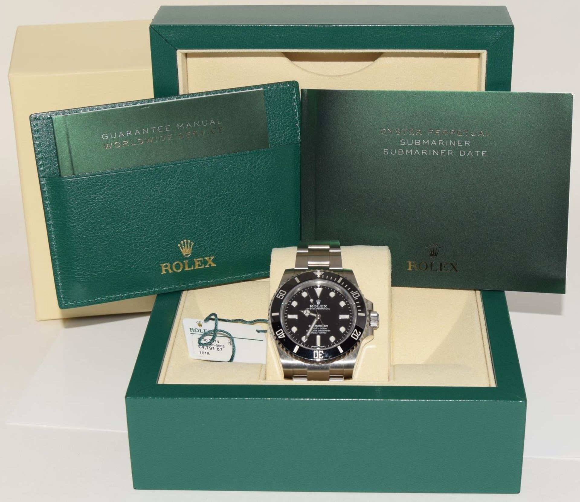 Rolex Submariner Non Date, model 114060, 2018, Boxed and papers. (ref 37)