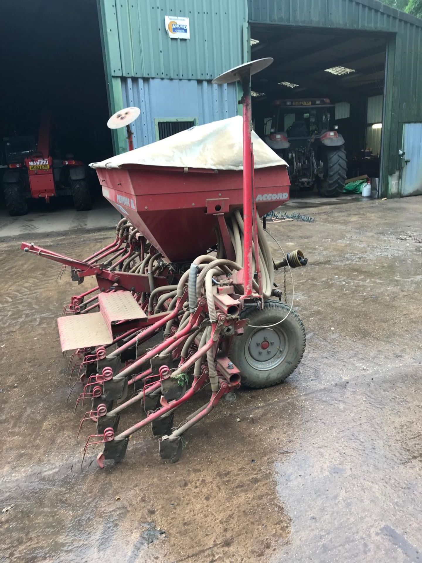 ACCORD DL4 AIR SEEDER, SUFFOLK COULTERS, PRE EMERGENCE MARKERS, - Image 2 of 3