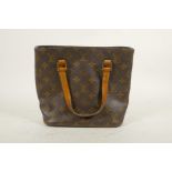 A Louis Vuitton lady's handbag, 9½" x 8"