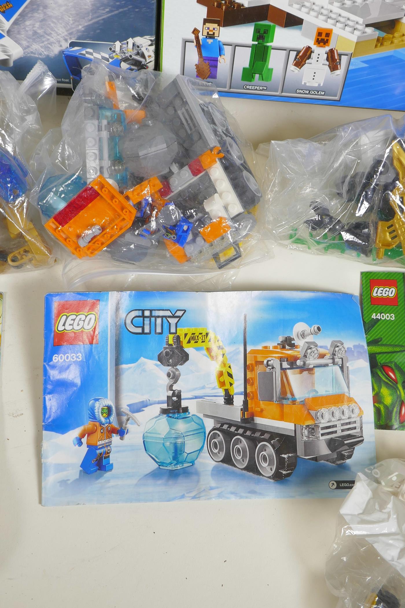 A quantity of Lego sets, some boxed, to include 'Friends, advent calendar 41102', 'Minecraft 21120', - Image 6 of 9