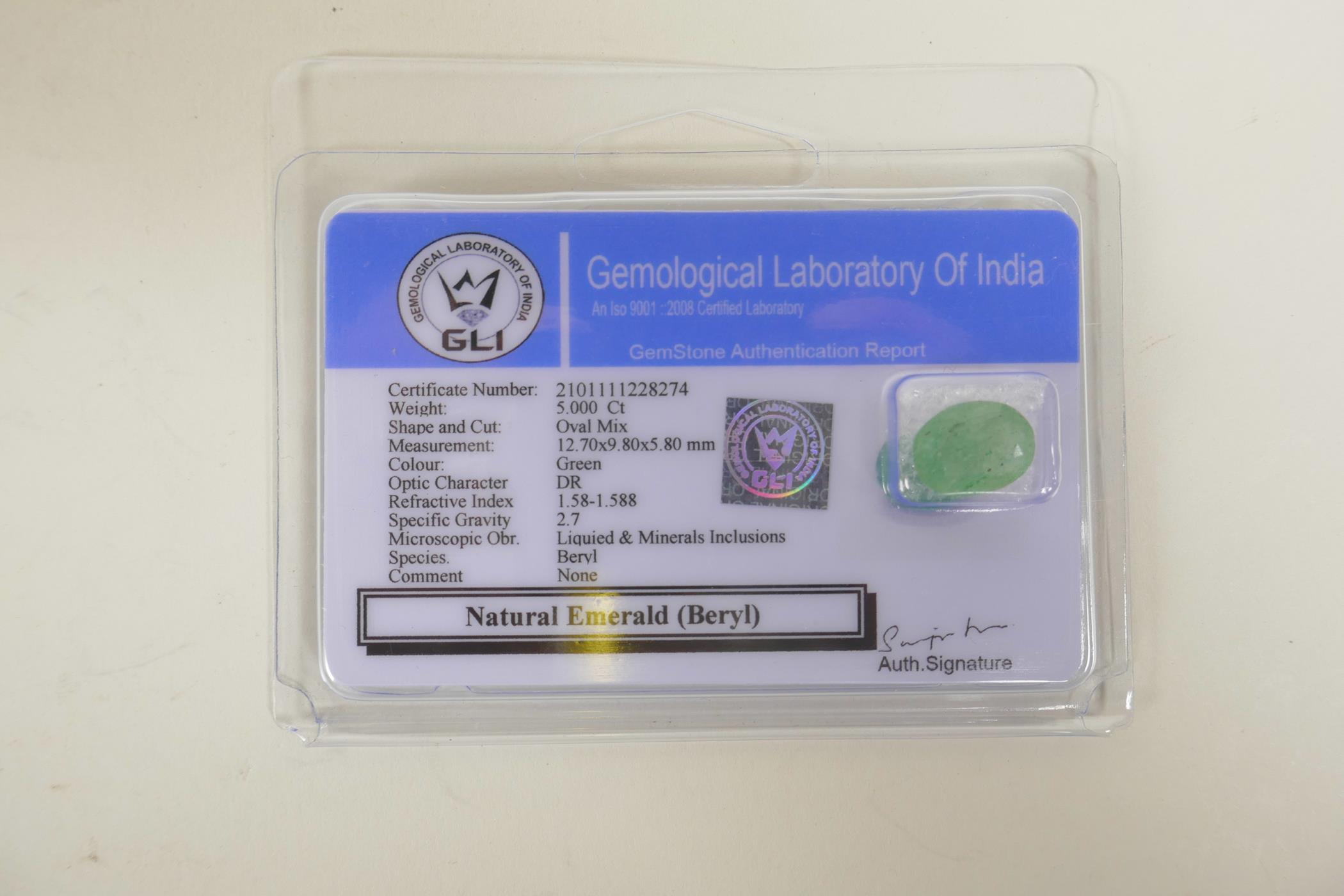 A set of two gemstones, 5ct natural emeralds and a 1.50 ct natural opal, both with certificates - Image 2 of 2
