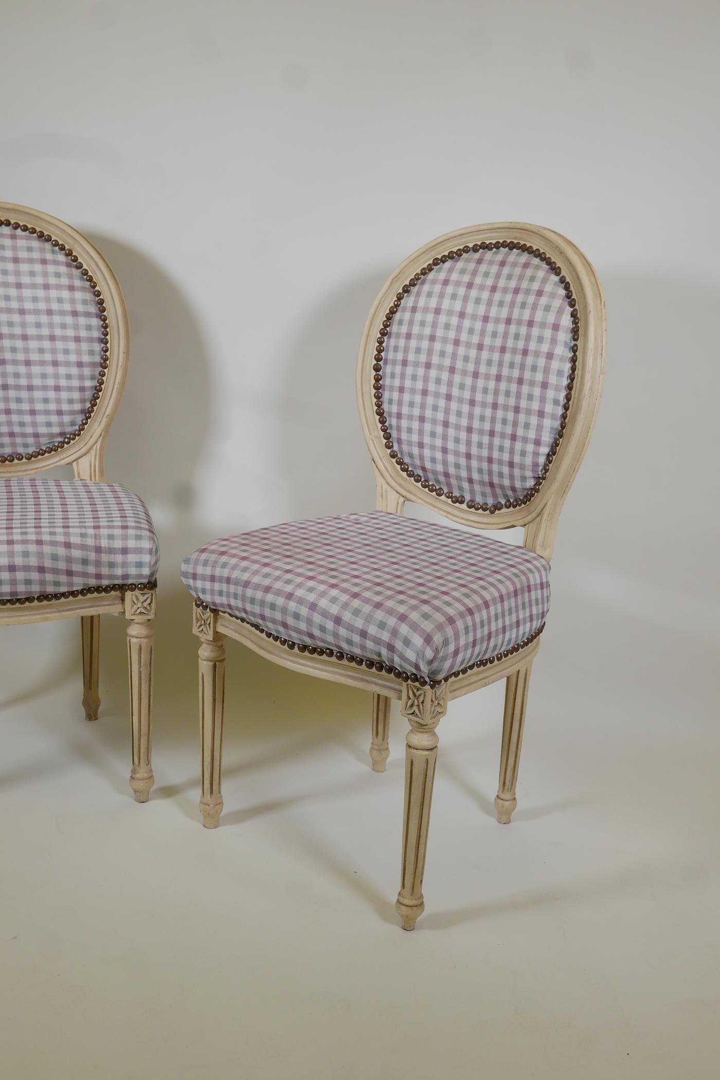 A pair of Louis style side chairs - Image 2 of 2