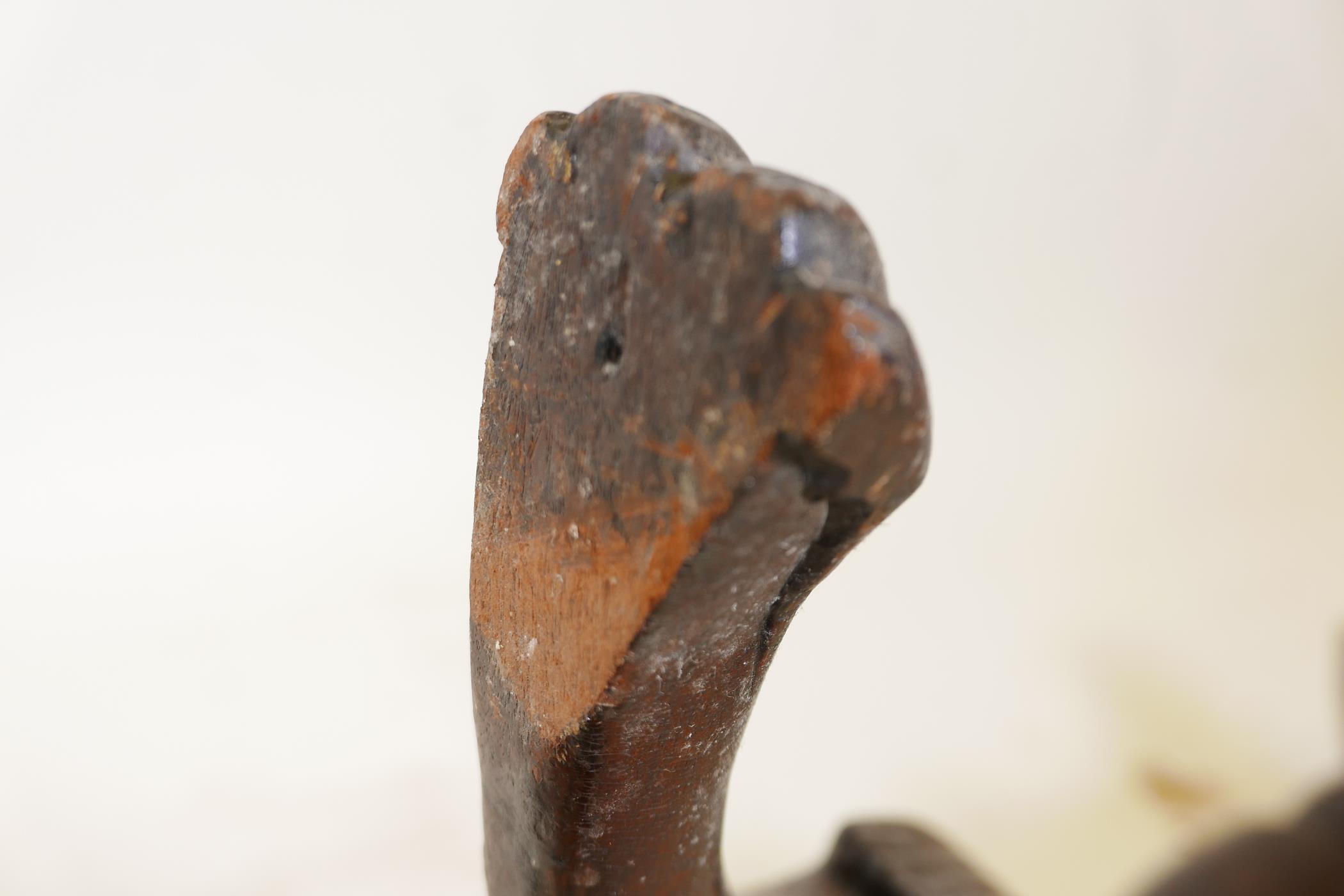 An American Federal style mahogany tilt top occasional table, with crossbanded top, turned column - Image 5 of 6