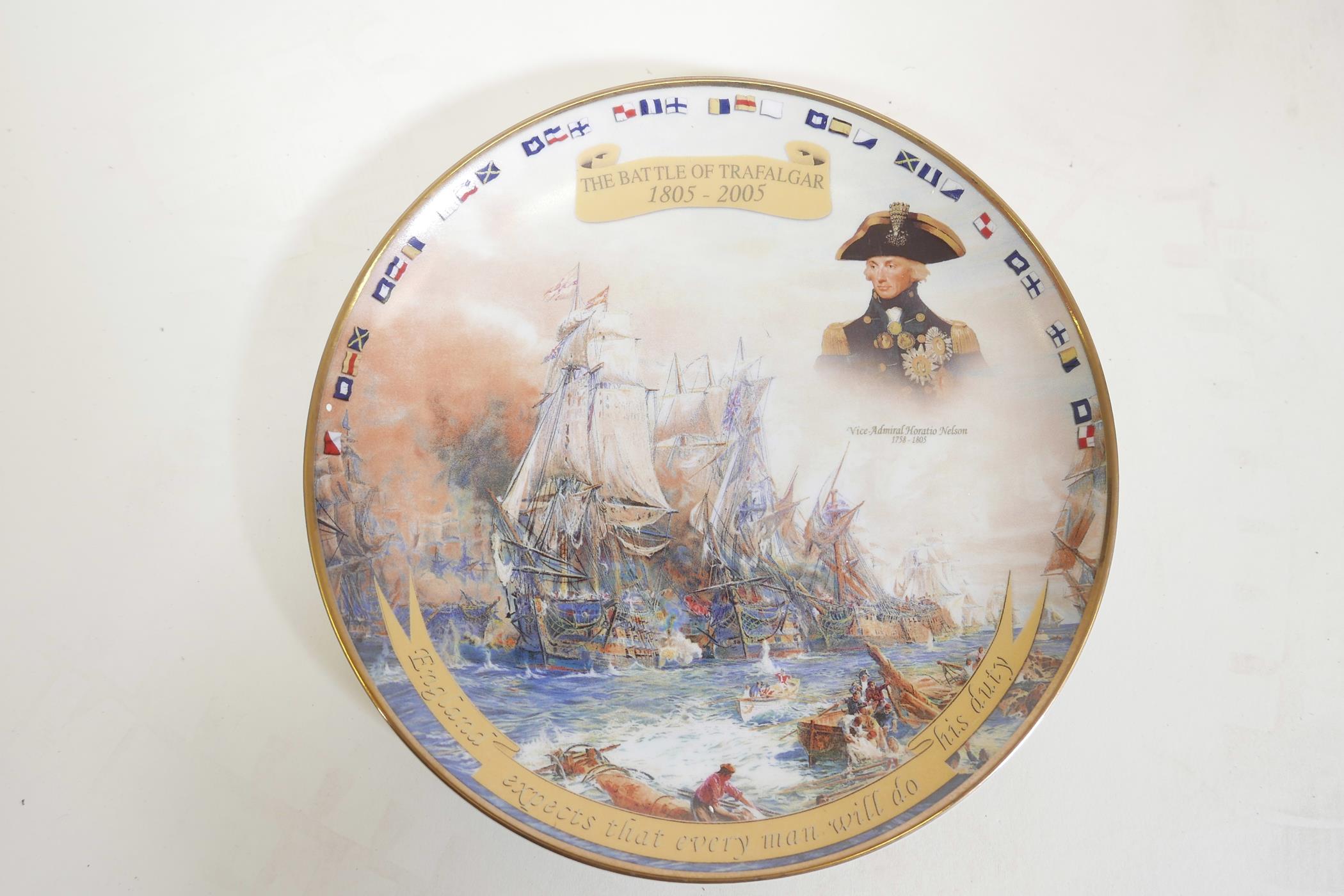 Numerous patriotic commemorative wall plates, including five Wedgwood special editions featuring - Image 3 of 9