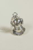 A 925 silver pendant necklace in the form of a diver's helmet, 1½" drop