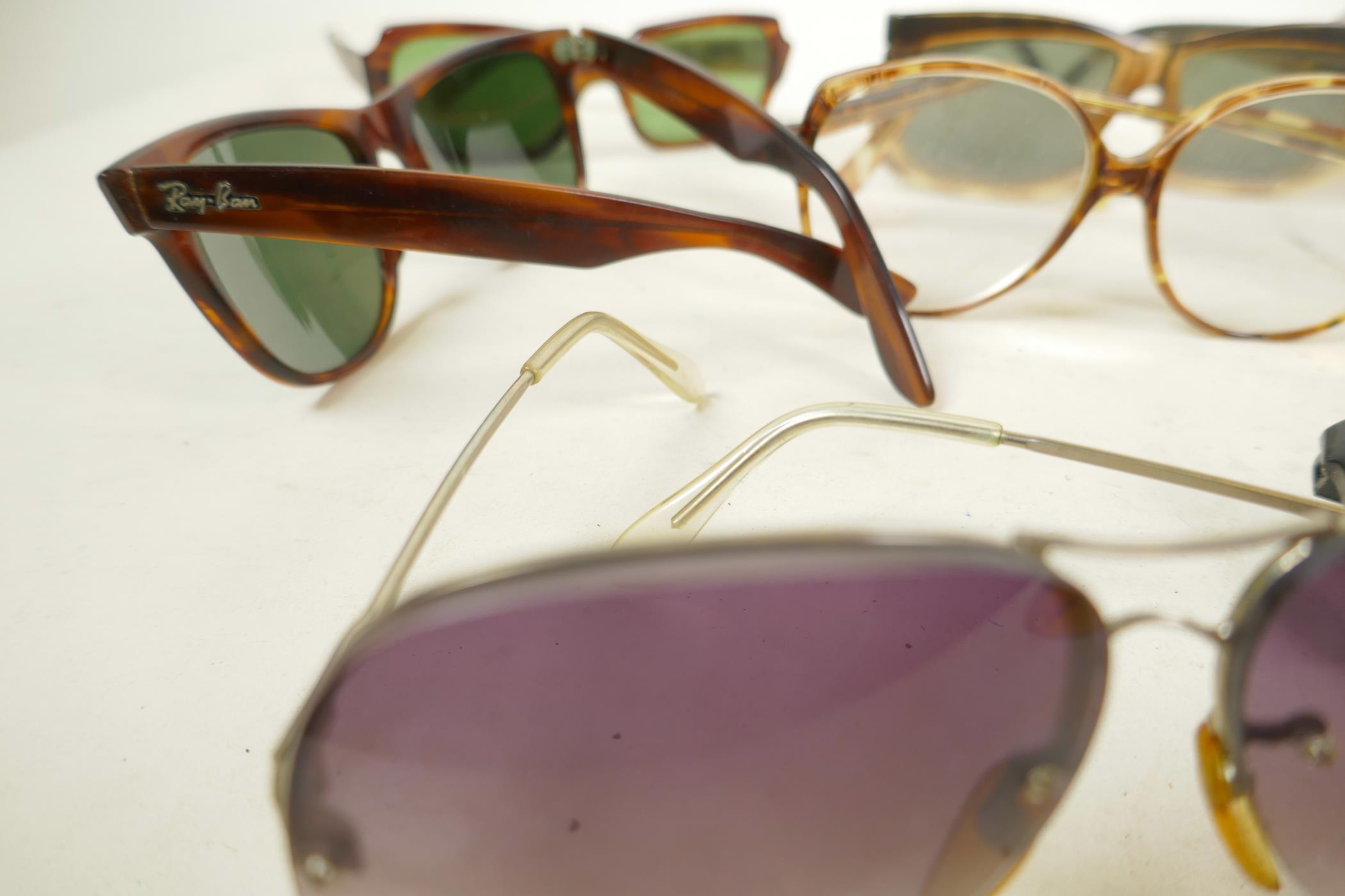 A collection of vintage sunglasses including Ray Bans - Image 4 of 8