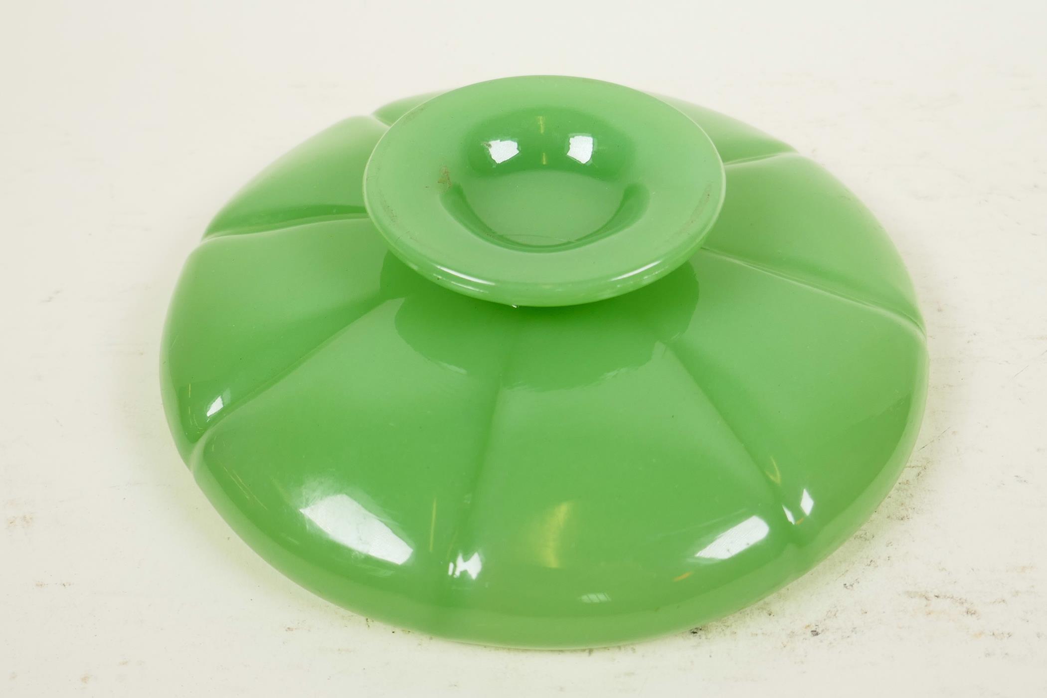 A green Peking glass bowl formed as a lily pad, 7½" diameter - Image 3 of 3