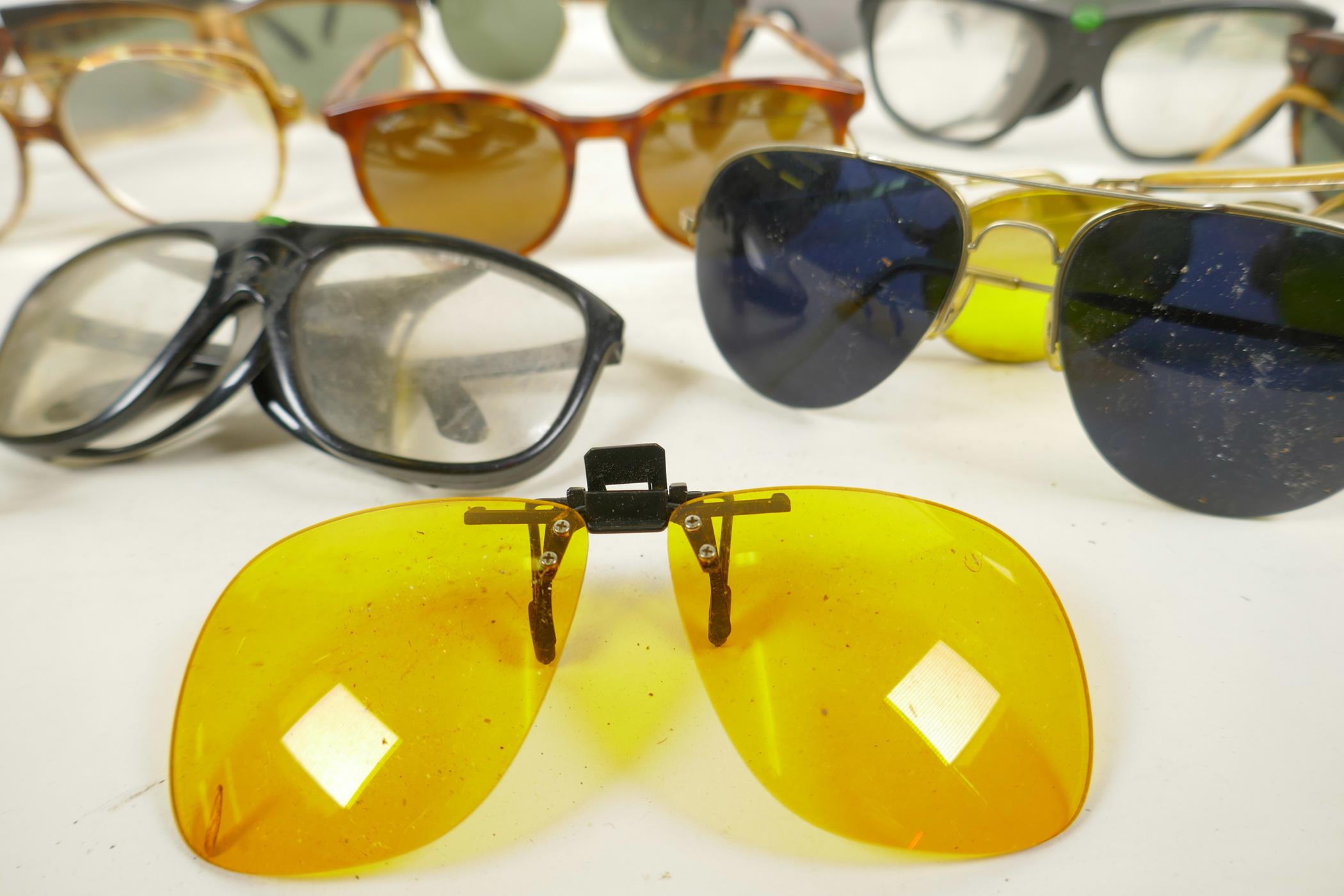 A collection of vintage sunglasses including Ray Bans - Image 3 of 8