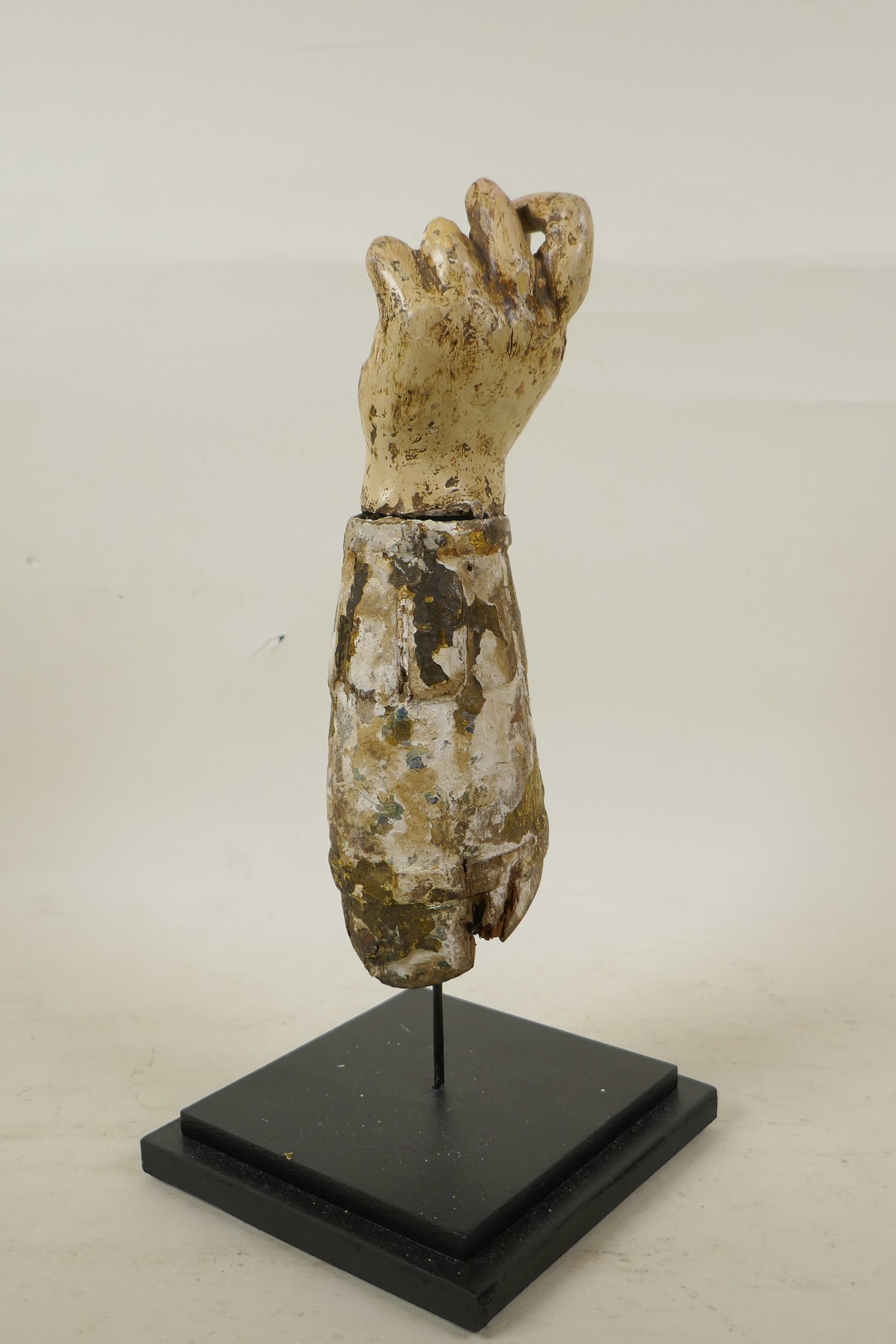 A C18th carved and parcel gilt wood hand, mounted, 12½" high, losses - Image 3 of 4