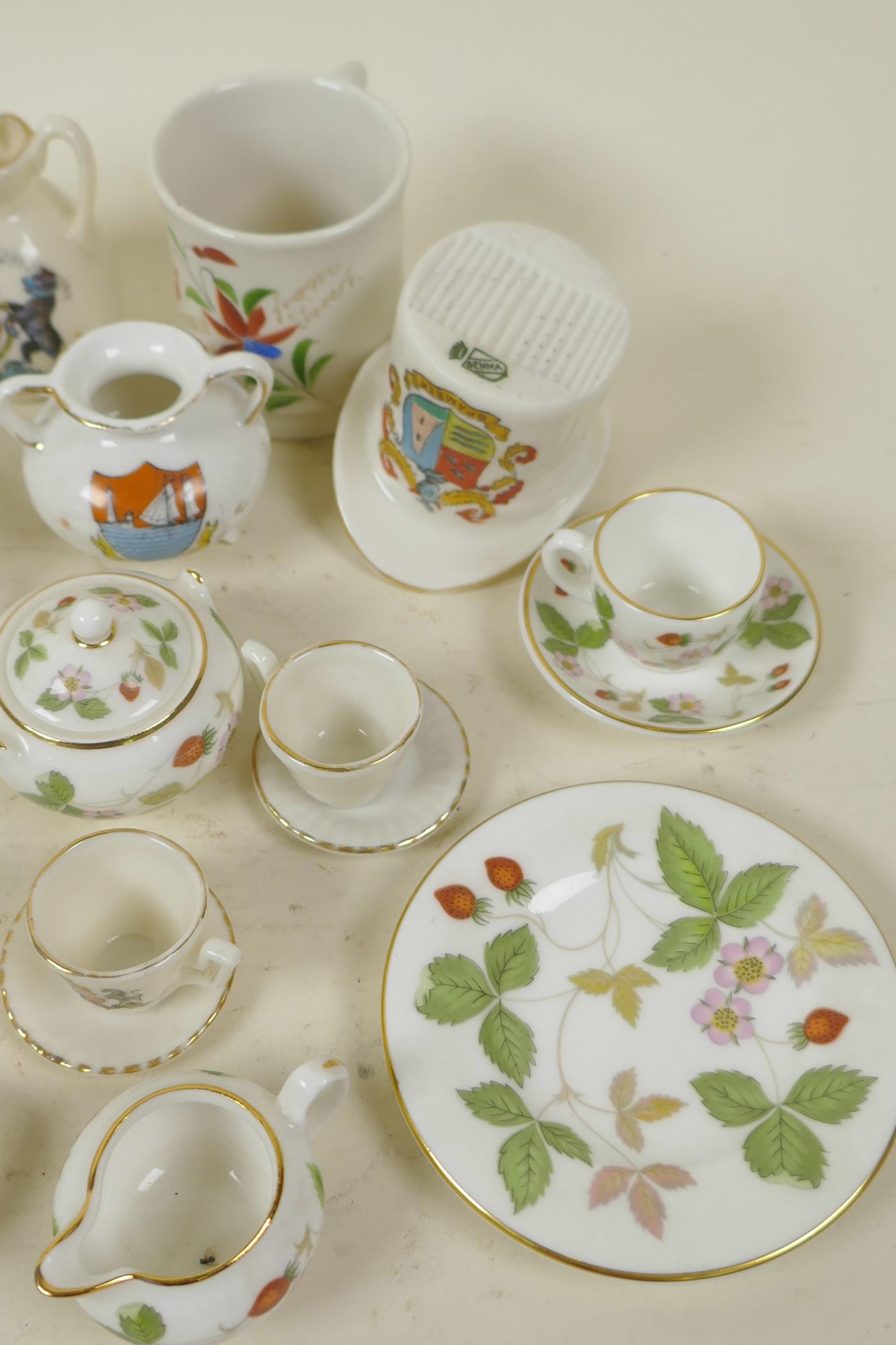 A collection of miniature porcelain items including a Wedgwood doll's tea set, crested ware etc - Image 4 of 4