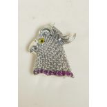 A sterling silver brooch in the form of a parrot, 1¼"