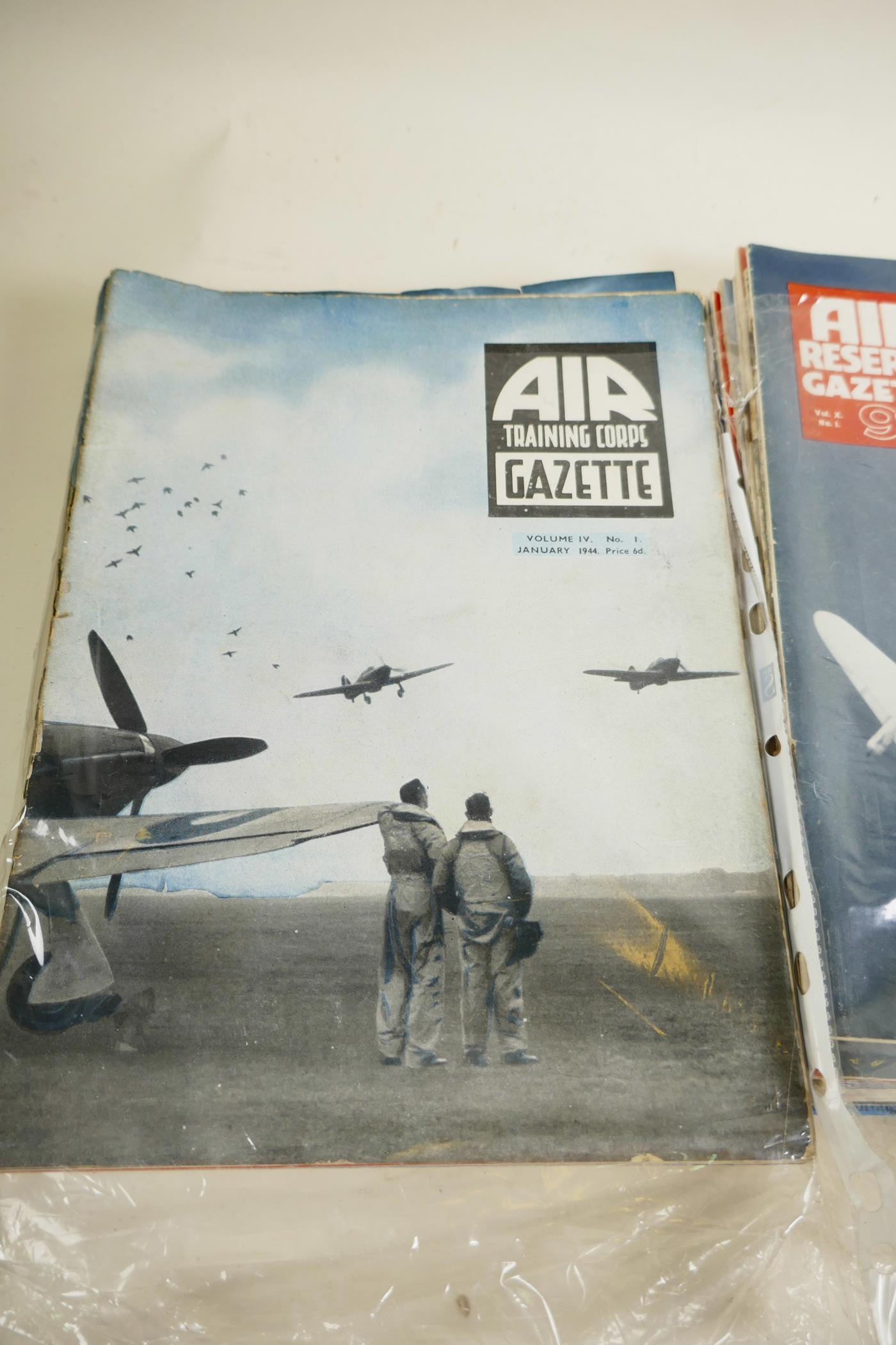 A collection of various aviation related magazines, 1944, 1948, 1947 Air Reserves Gazette and Air - Image 2 of 5