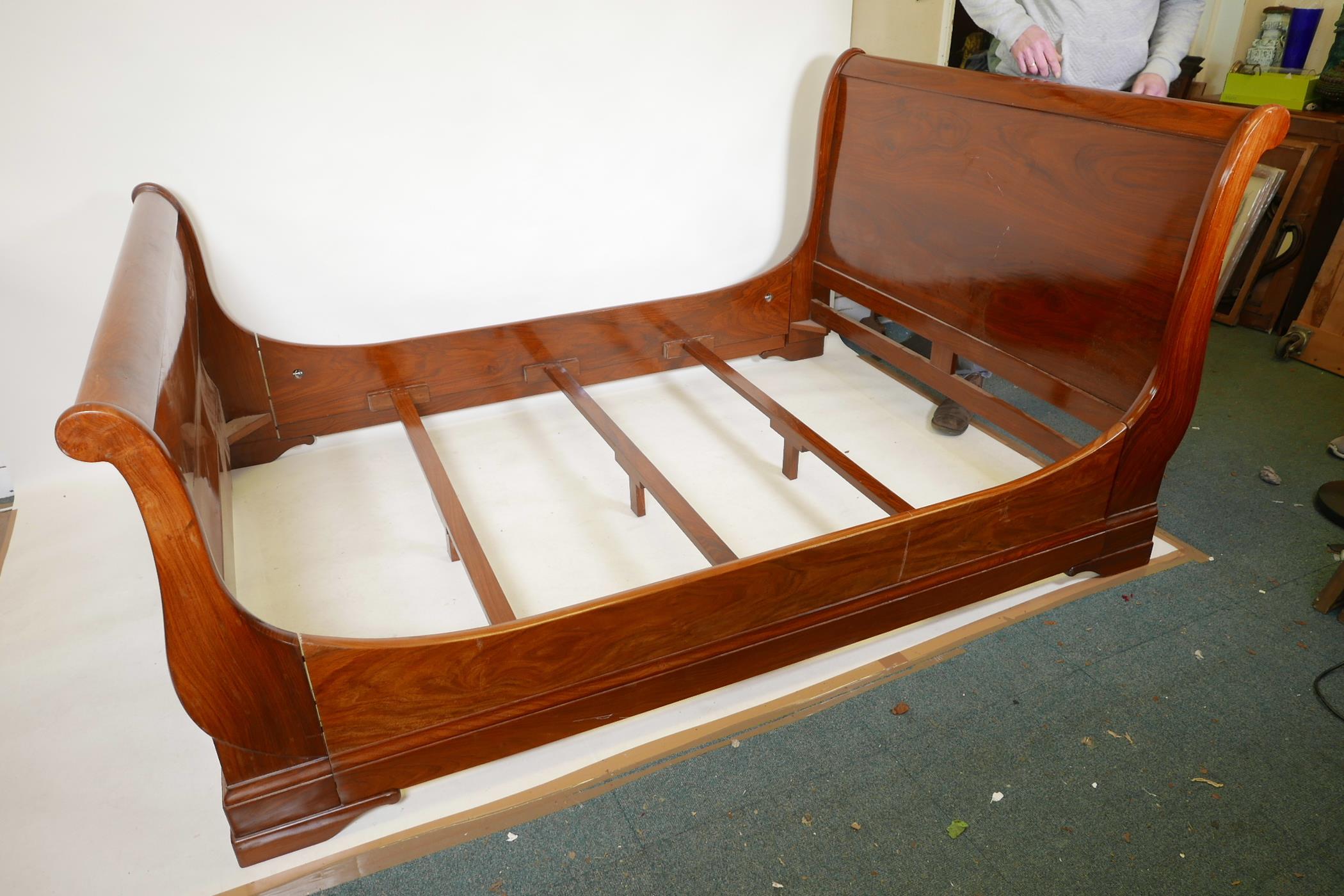 A mahogany double size sleigh bed, 58" wide - Image 2 of 3