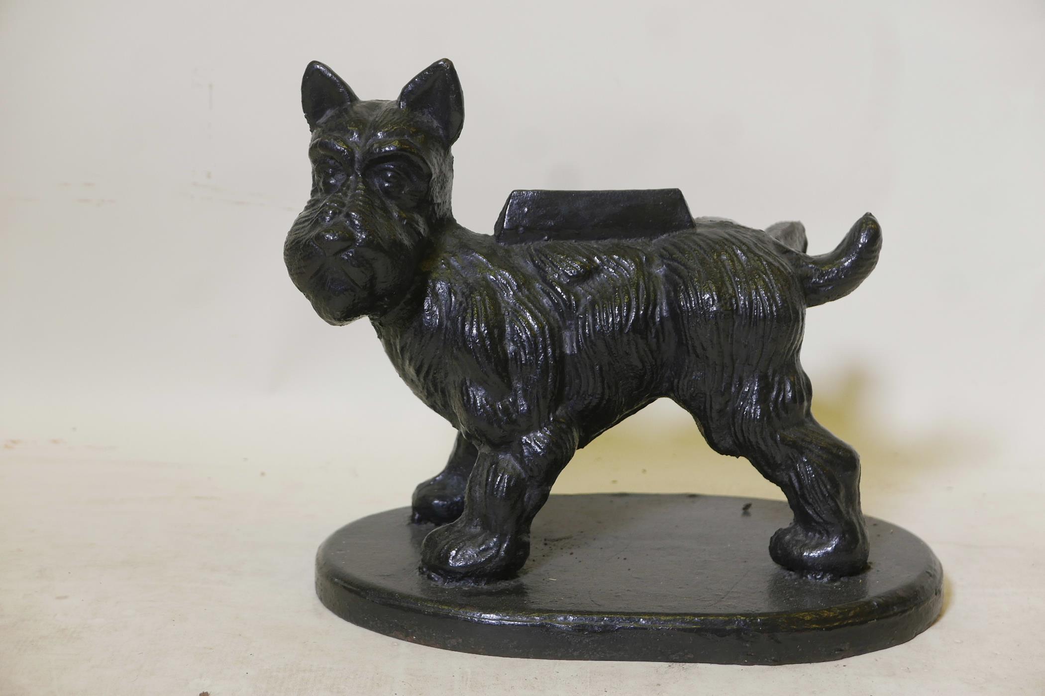 A vintage painted cast iron bootscraper in the form of an Angus terrier cocking his leg, 16" x 14" - Image 2 of 3