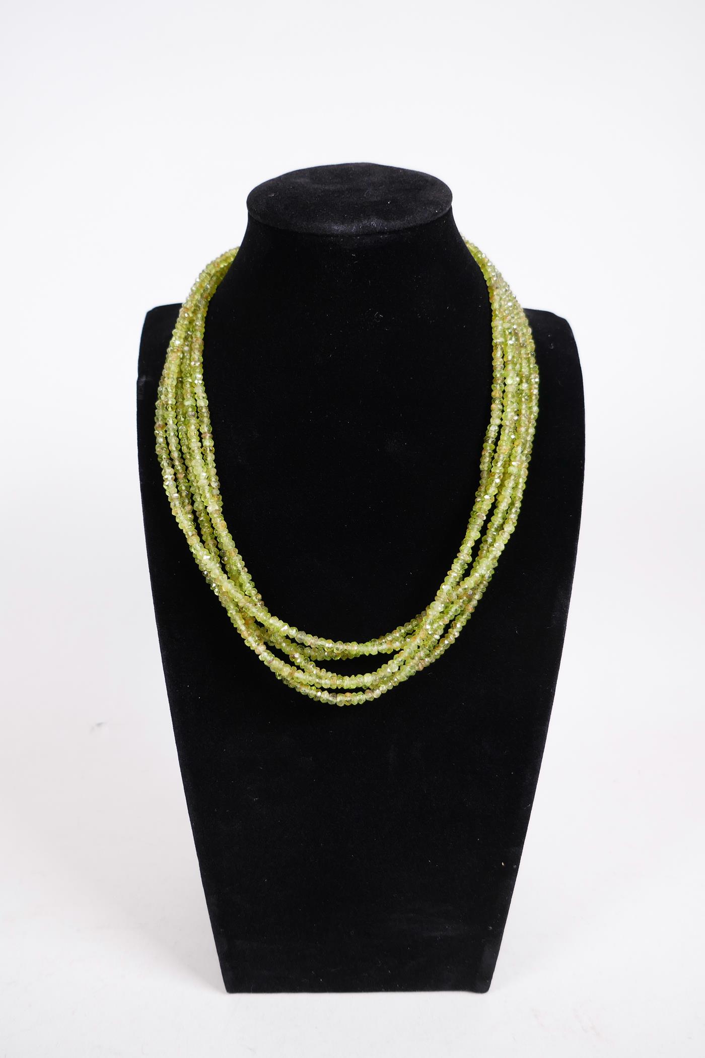 A four row green peridot gemstone necklace, with adjustable silver clasp, 18" long - Image 2 of 8