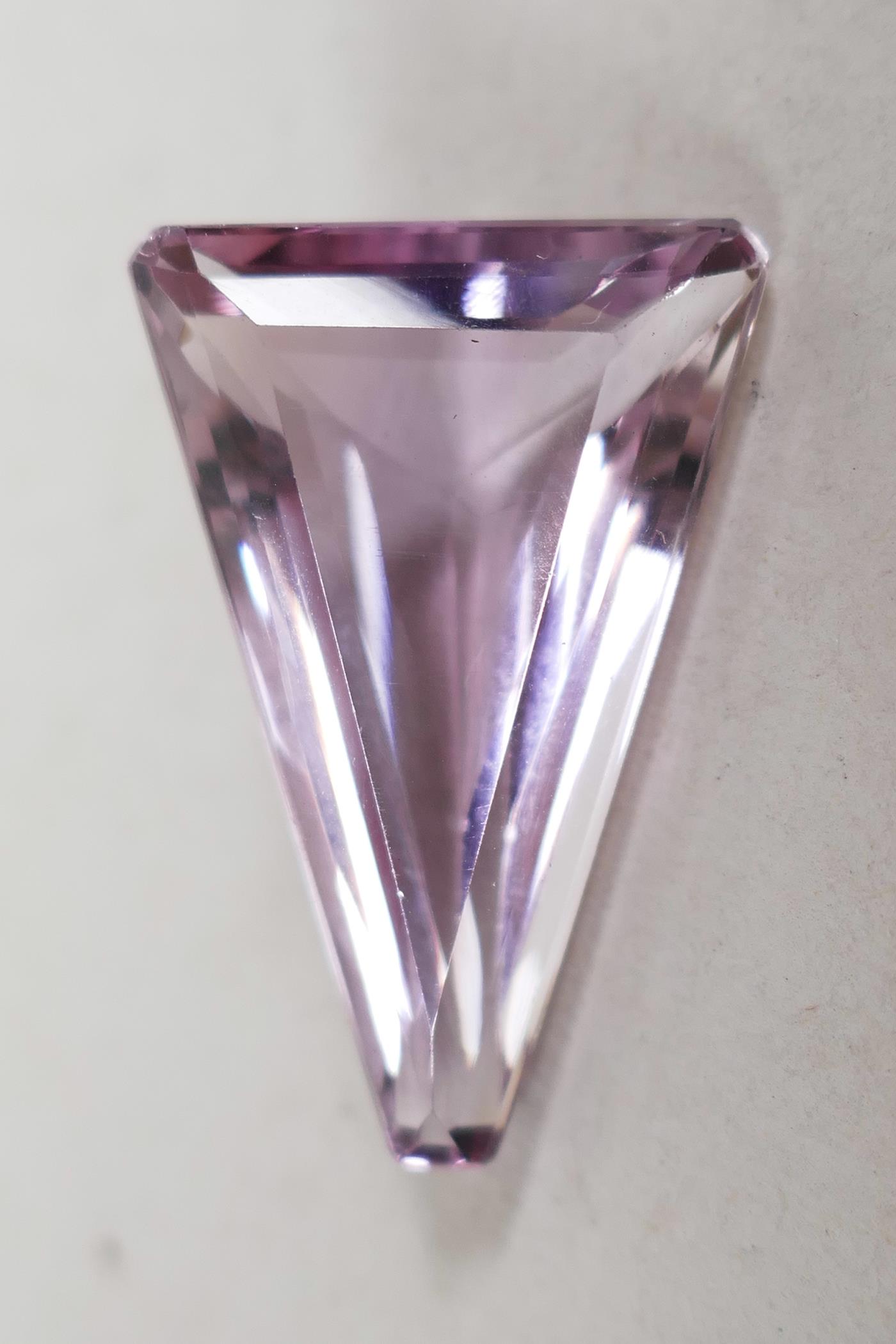 A 19.87ct natural amethyst, triangular GJSPC certified, with certificate - Image 3 of 5