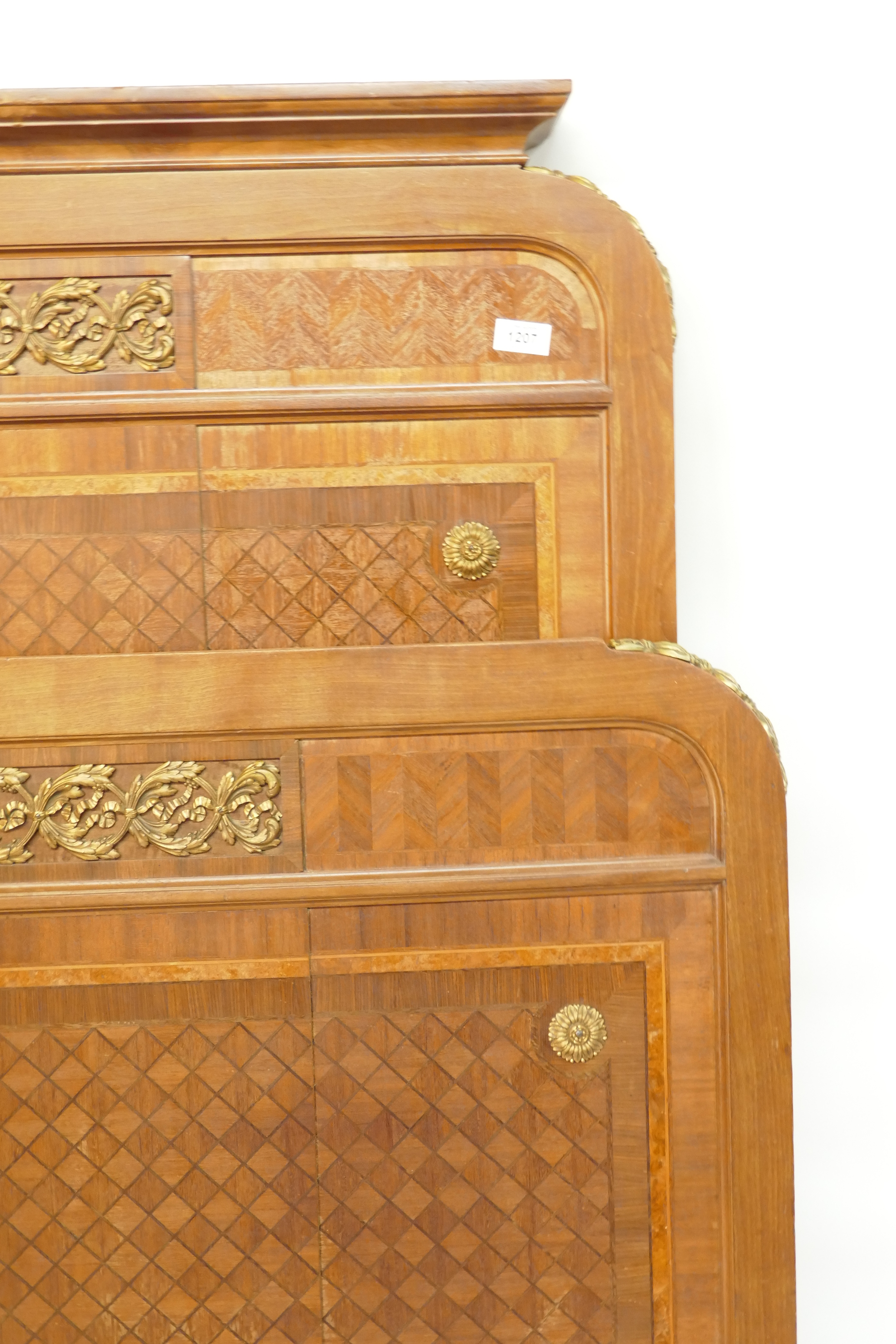 A C19th French walnut bed with parquetry inlaid head and footboard, and ormolu mounts, 49" x 51" x - Image 3 of 5