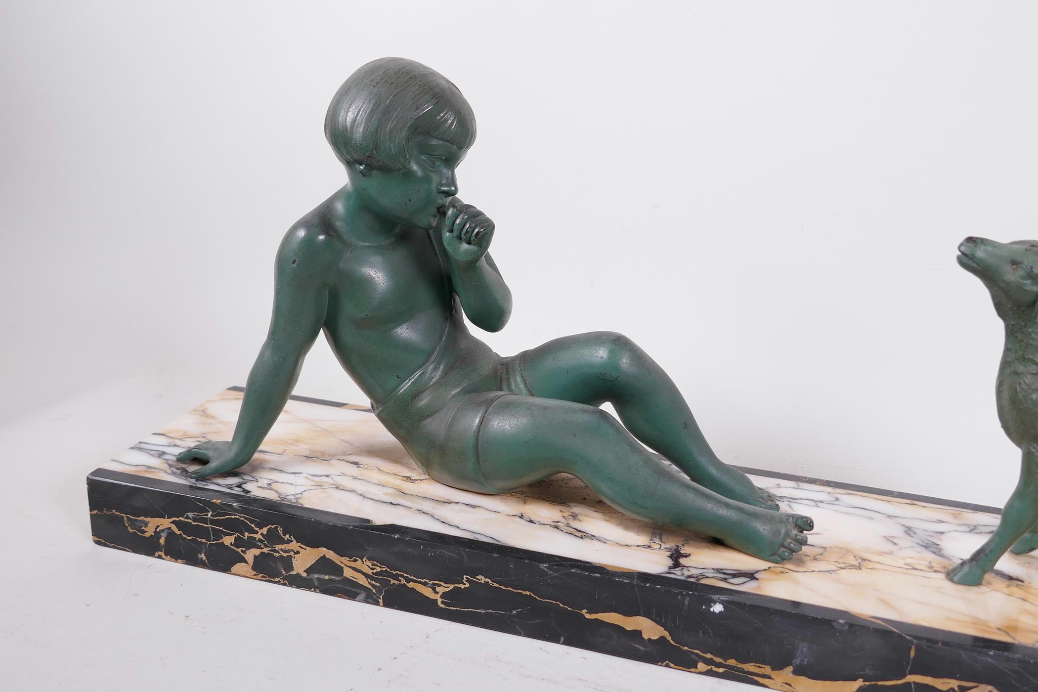 An Art Deco bronzed spelter figure of a young girl and lamb, mounted on a marble base, signed Van de - Image 2 of 4