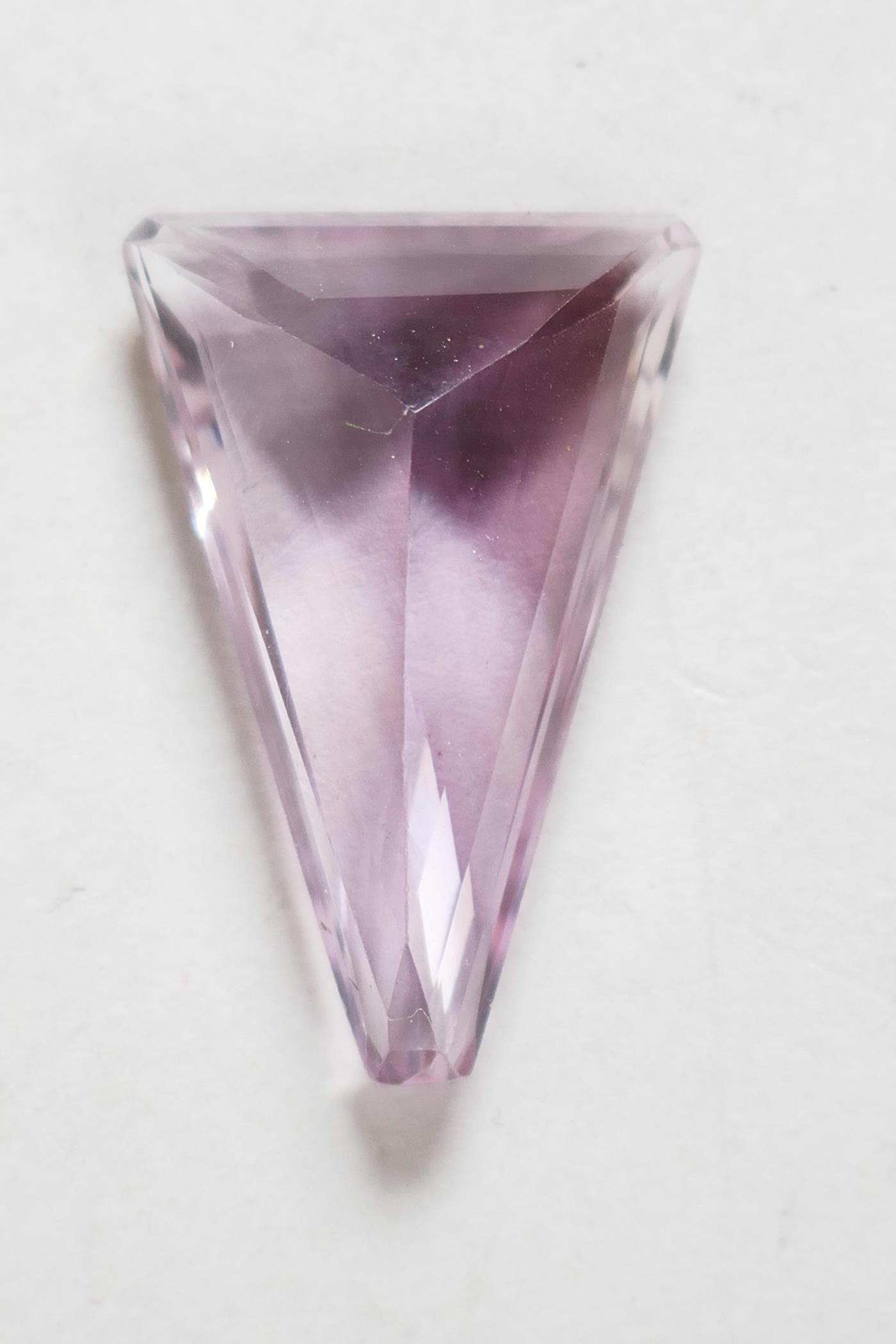 A 19.87ct natural amethyst, triangular GJSPC certified, with certificate - Image 4 of 5