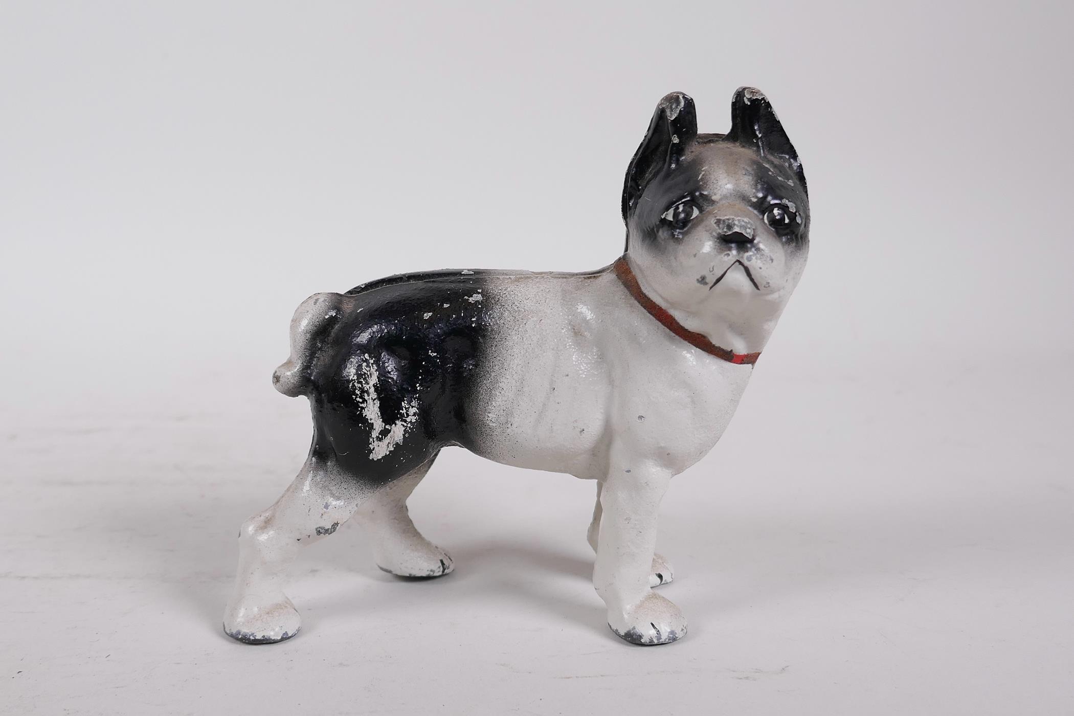 A painted cast iron bulldog, 4½" wide