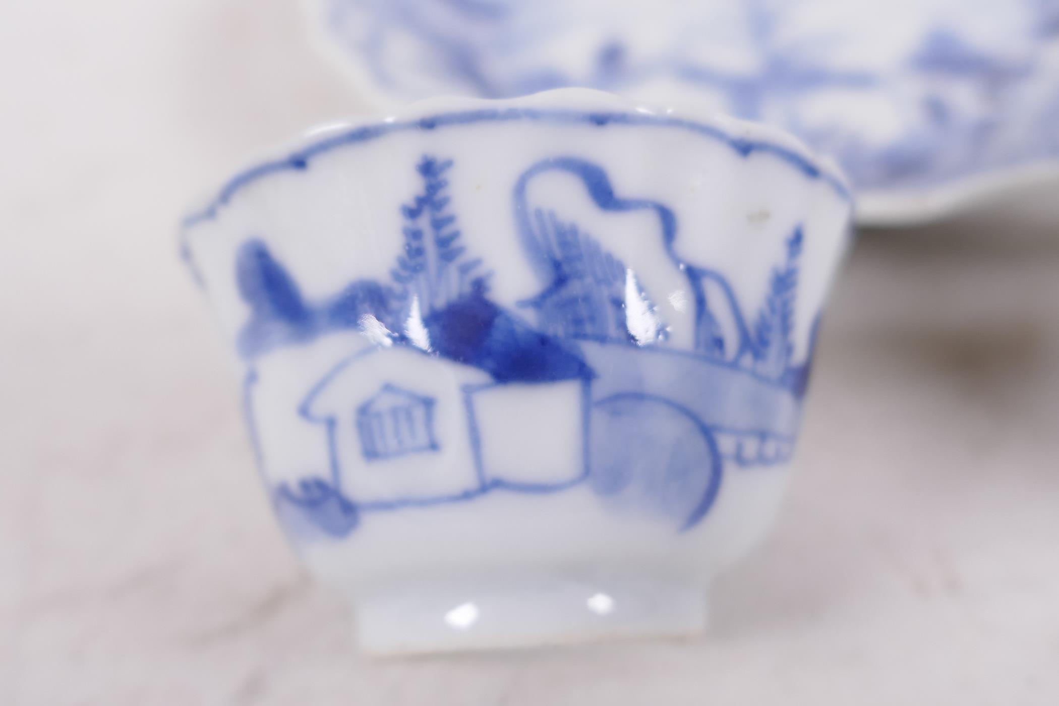 Two Chinese Yongzheng (1723-1735) blue and white fluted tea bowls with a matching saucer, saucer - Image 5 of 7
