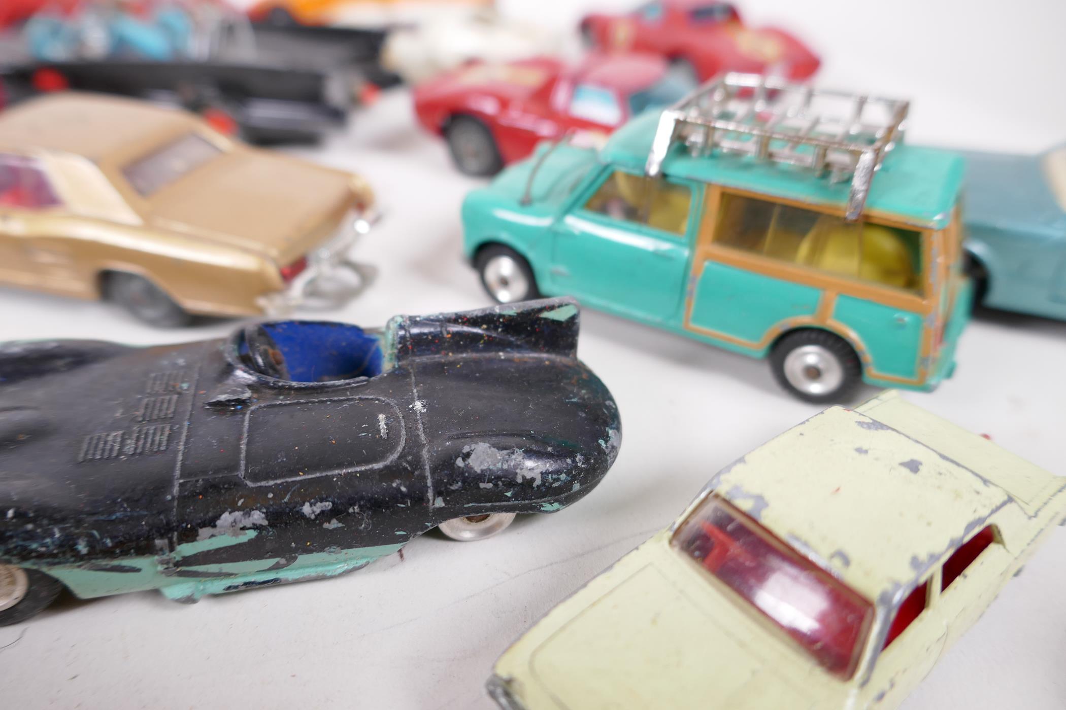 A quantity of vintage die cast model cars, Matchbox, Dinky, early Corgi, including Lesney, Jaguar - Image 6 of 9