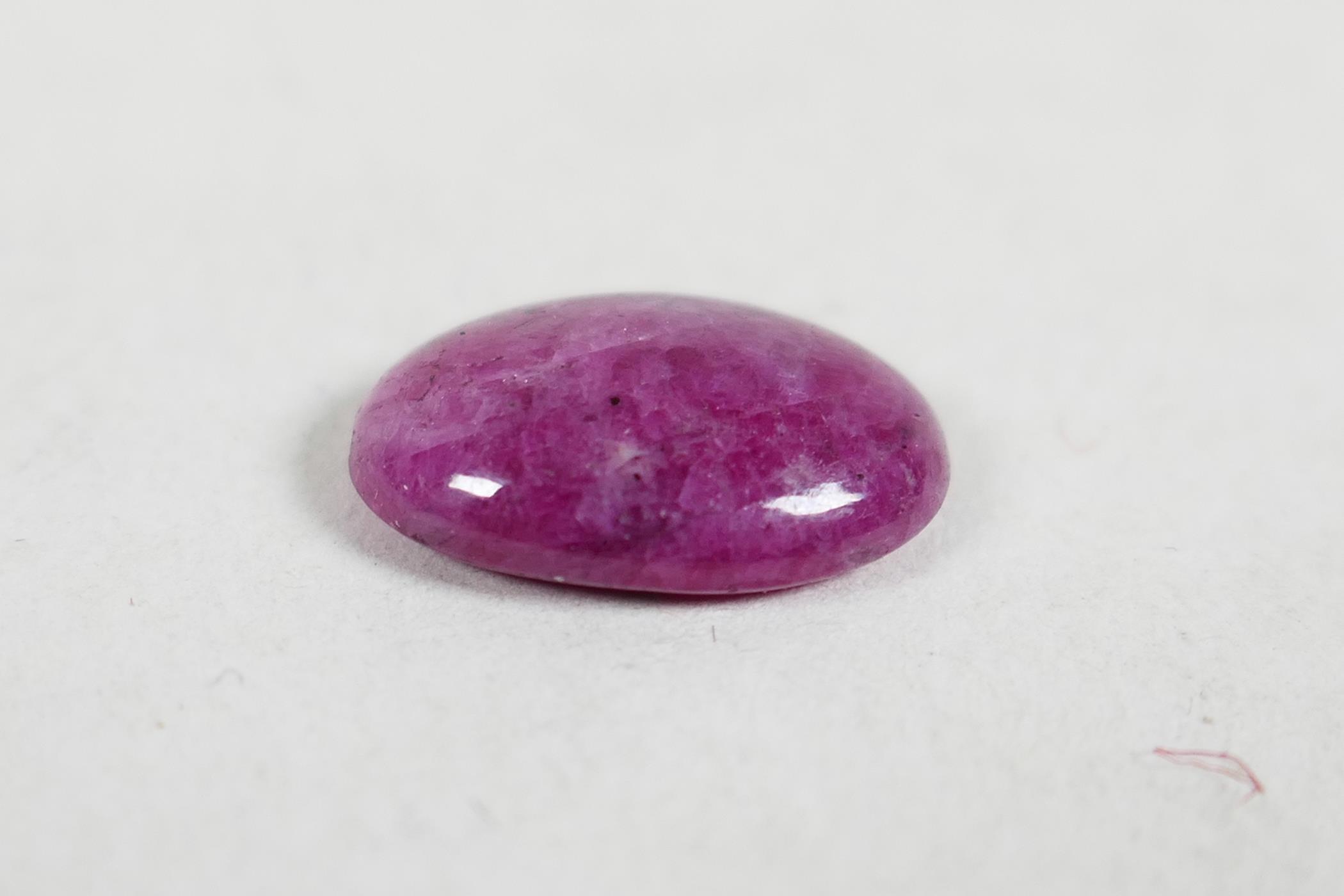 A 3.50 ct natural ruby oval cabochon, ITLGR certified, with certificate - Image 8 of 10