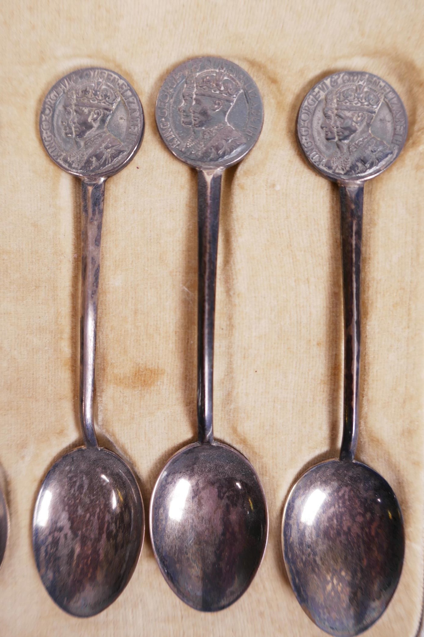 Two sets of sterling silver 1937 coronation teaspoons in original silk lined presentation boxes - Image 6 of 13