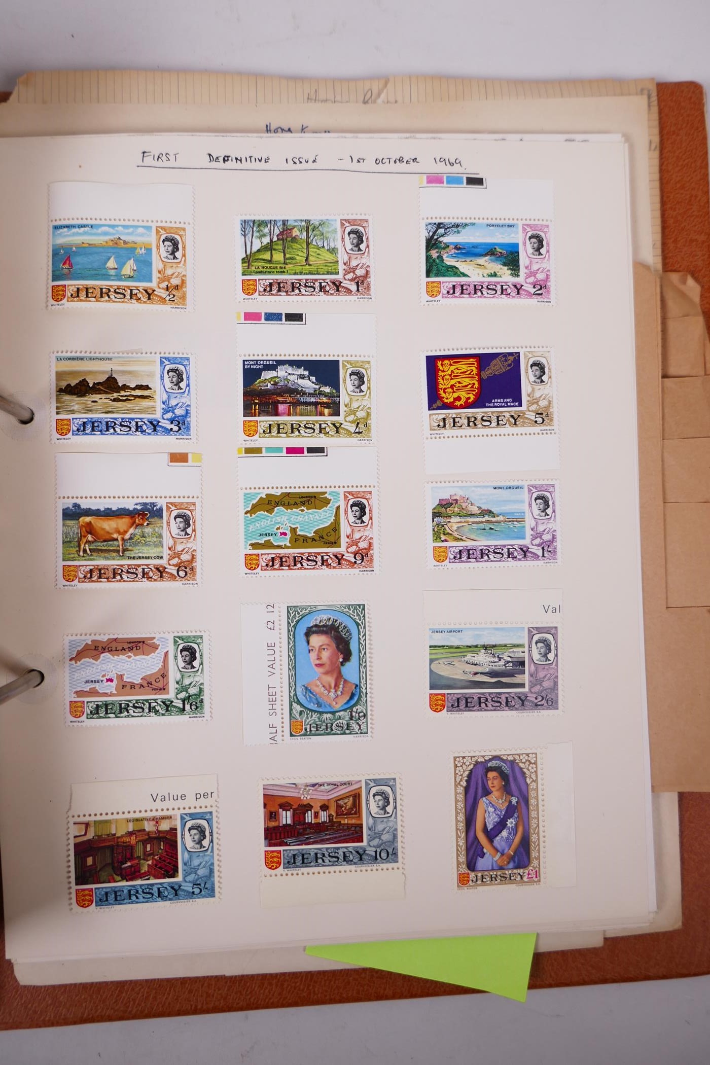 A large collection of British and Commonwealth postage stamps, mint and unused in albums - Image 6 of 8