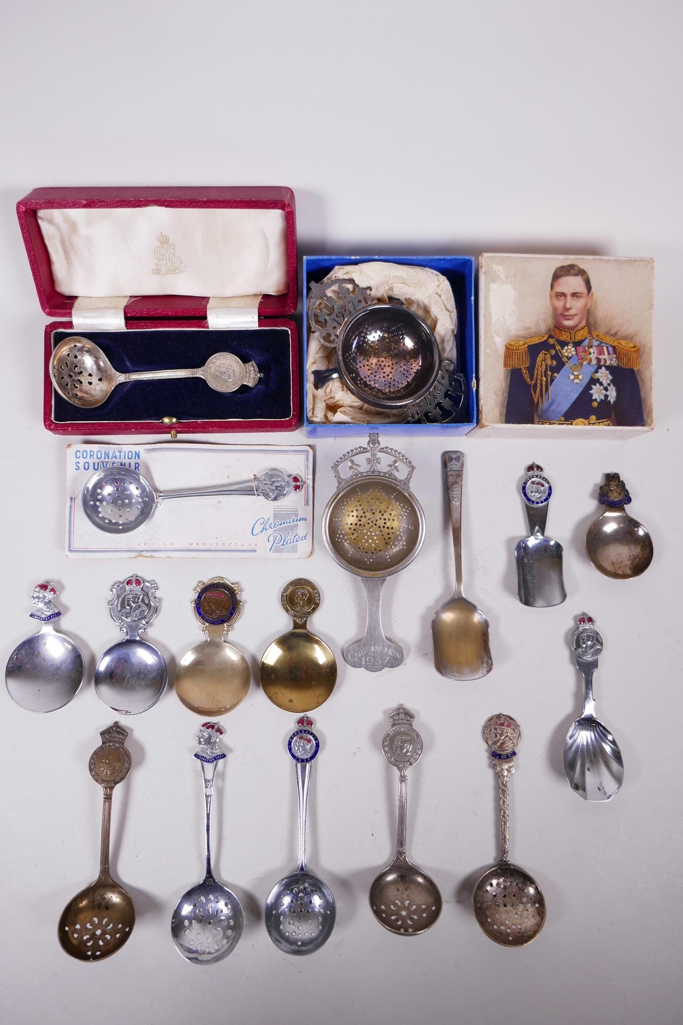 Eight commemorative 1937 coronation tea caddy spoons in silver plate, silver gilt or brass