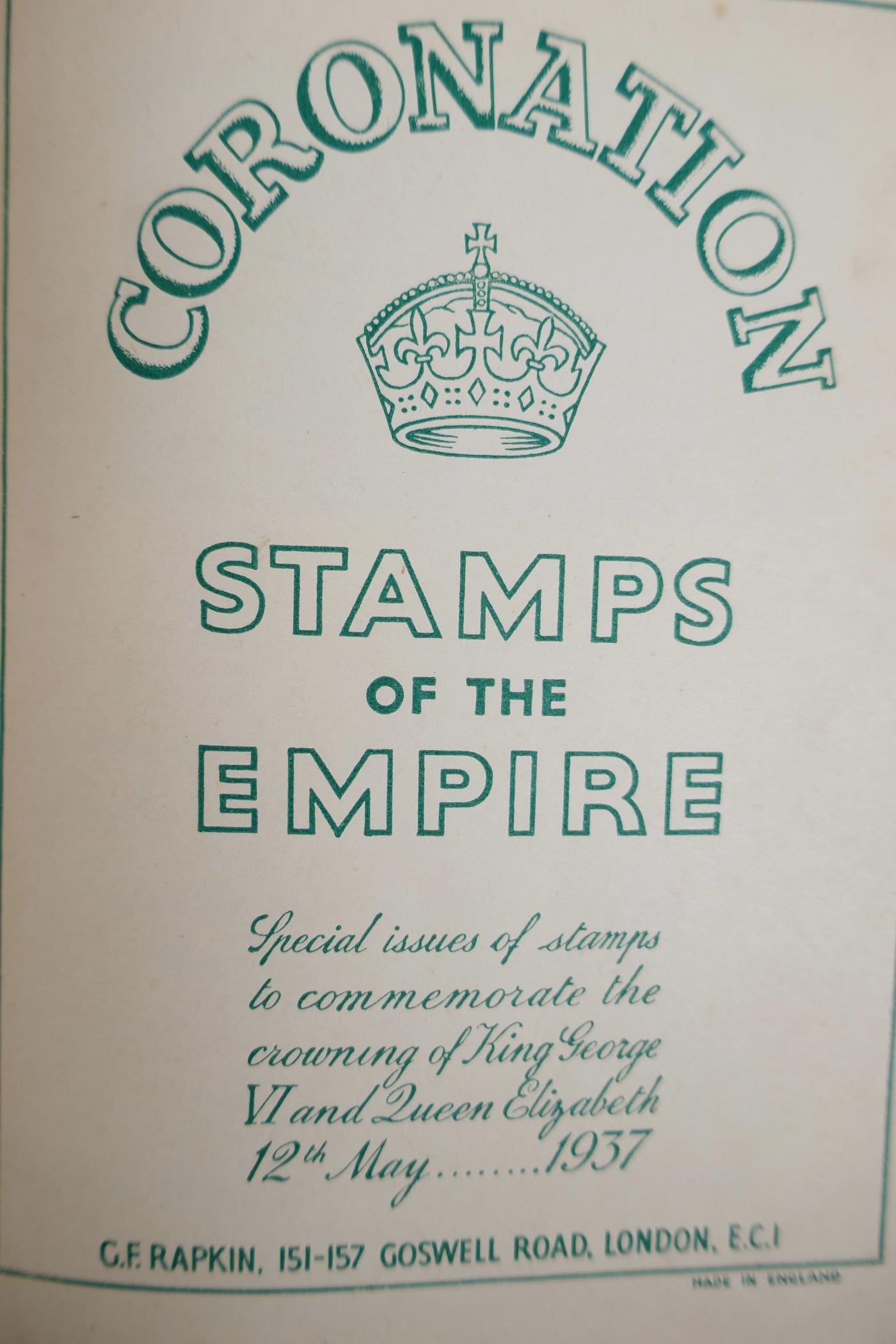 For postage stamp enthusiasts: a ‘Coronation 1937 Stamps of the Empire’ album - Image 3 of 11
