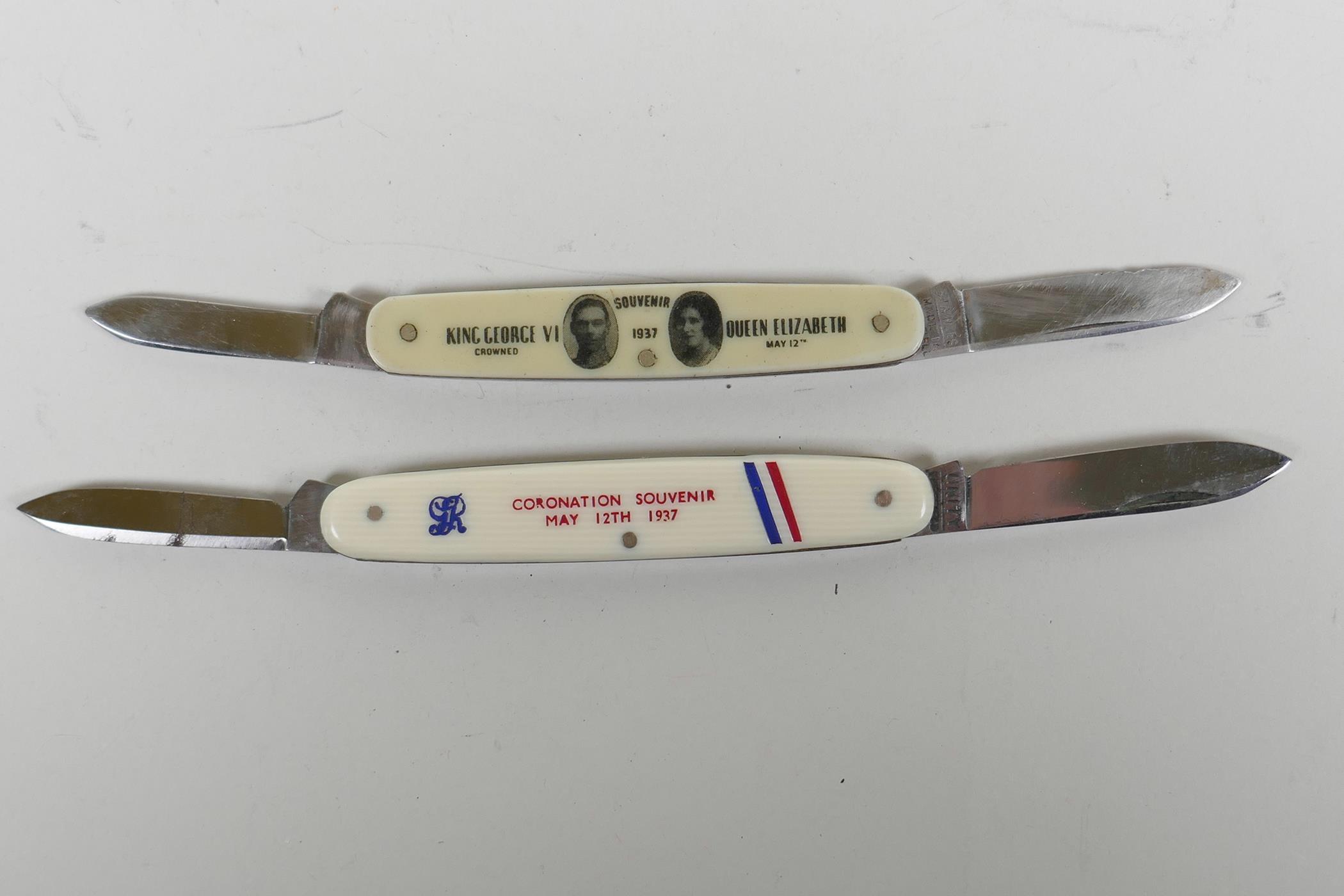 A collection of eight souvenir twin blade penknives commemorating the 1937 coronation - Image 4 of 8